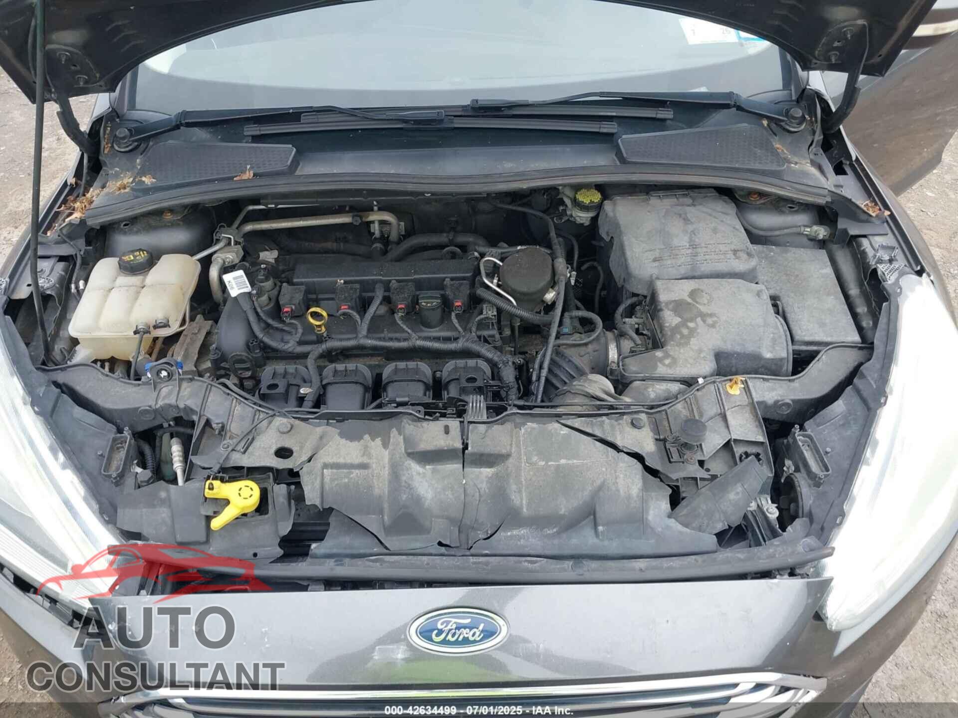 FORD FOCUS 2015 - 1FADP3N26FL200323