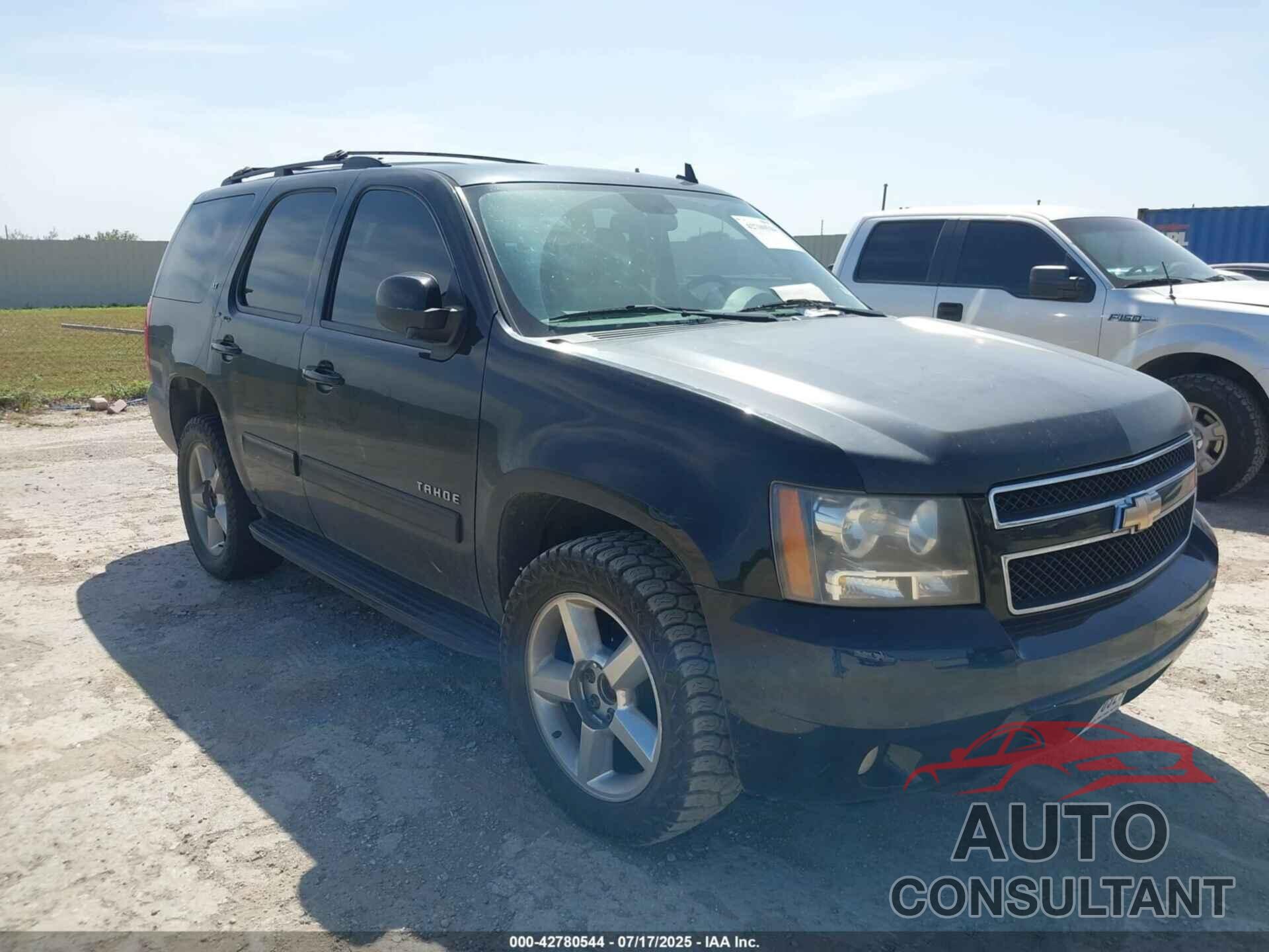CHEVROLET TAHOE 2011 - 1GNSCBE06BR387339