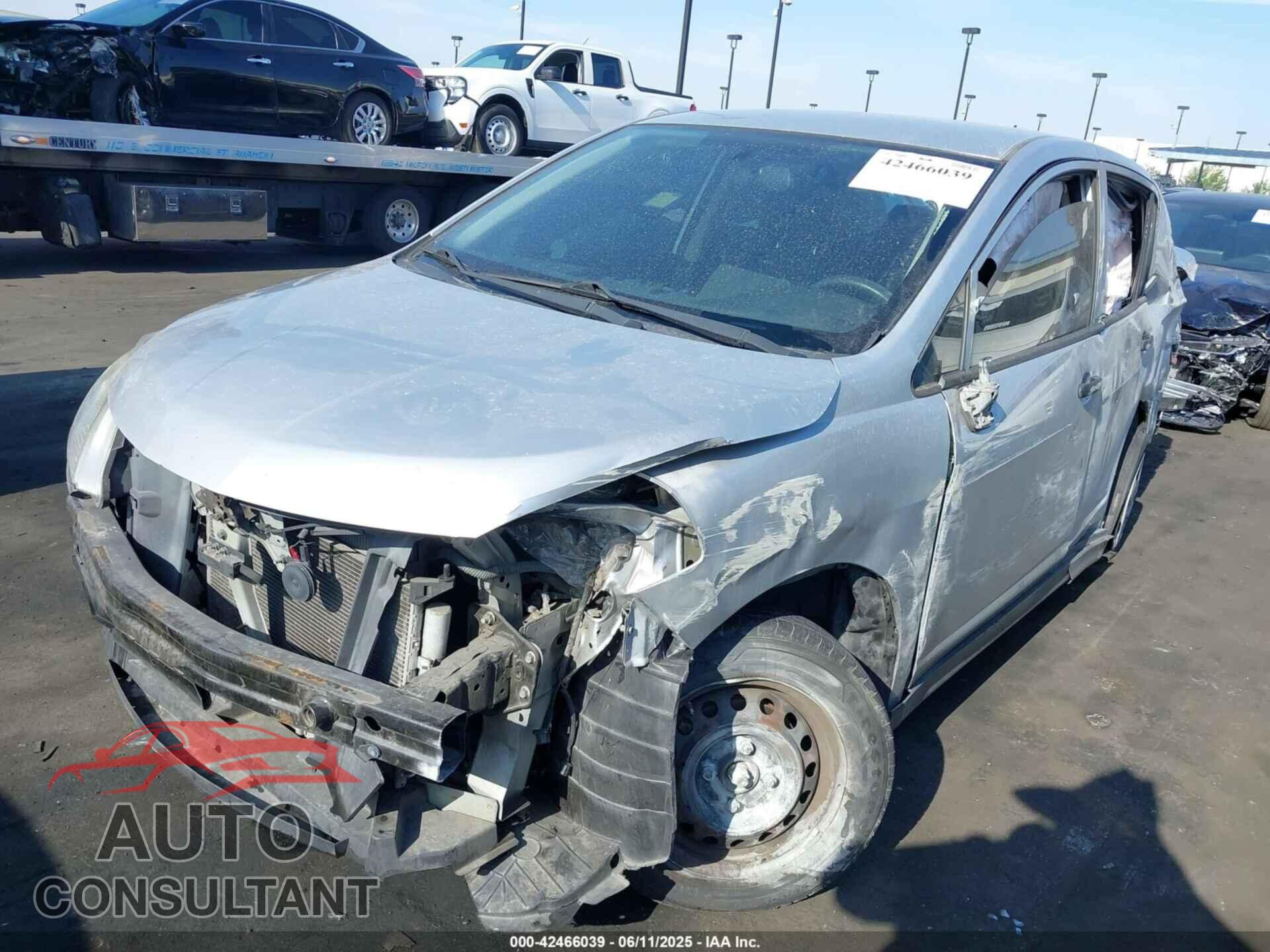 NISSAN VERSA 2011 - 3N1CC1AP1BL419246