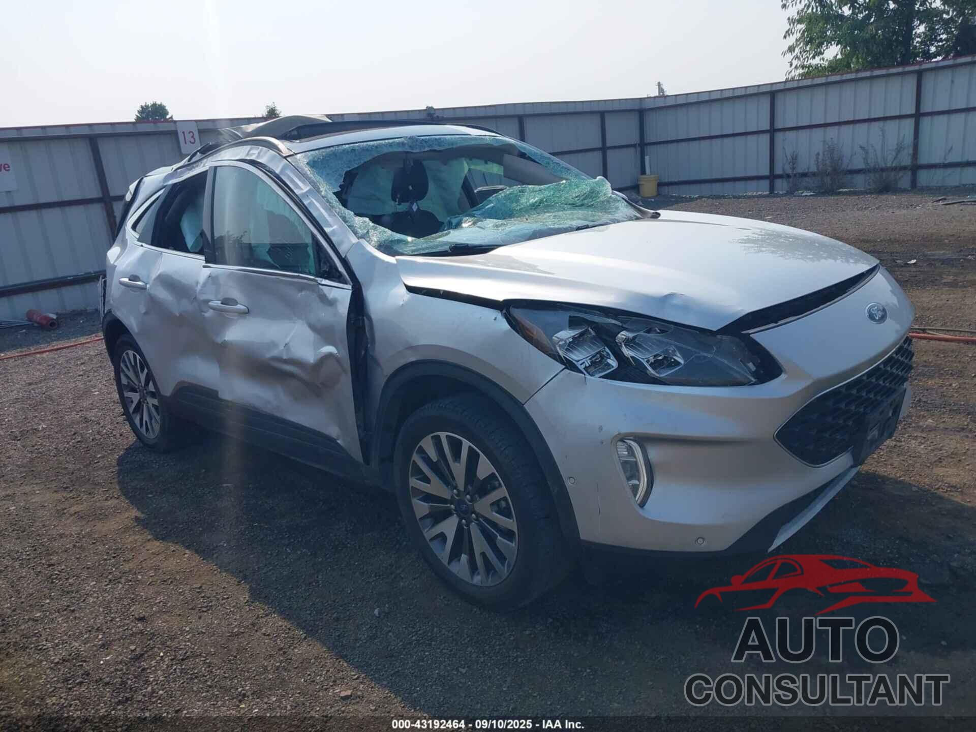 FORD ESCAPE 2020 - 1FMCU9J96LUA79251
