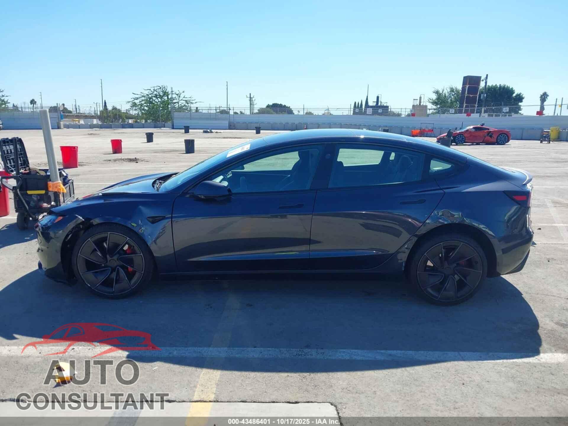 TESLA MODEL 3 2024 - 5YJ3E1ETXRF787089