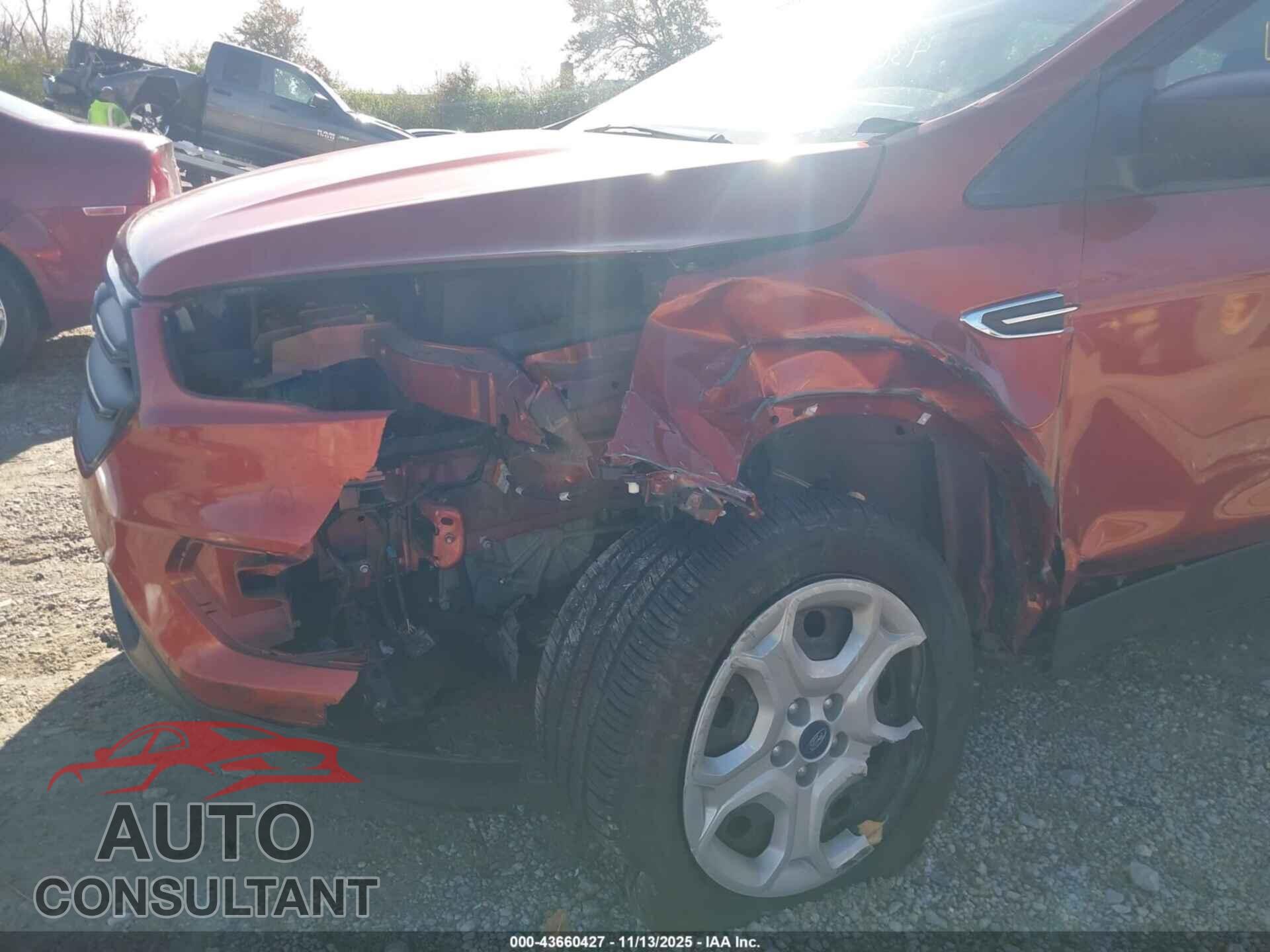 FORD ESCAPE 2019 - 1FMCU0F73KUB85366