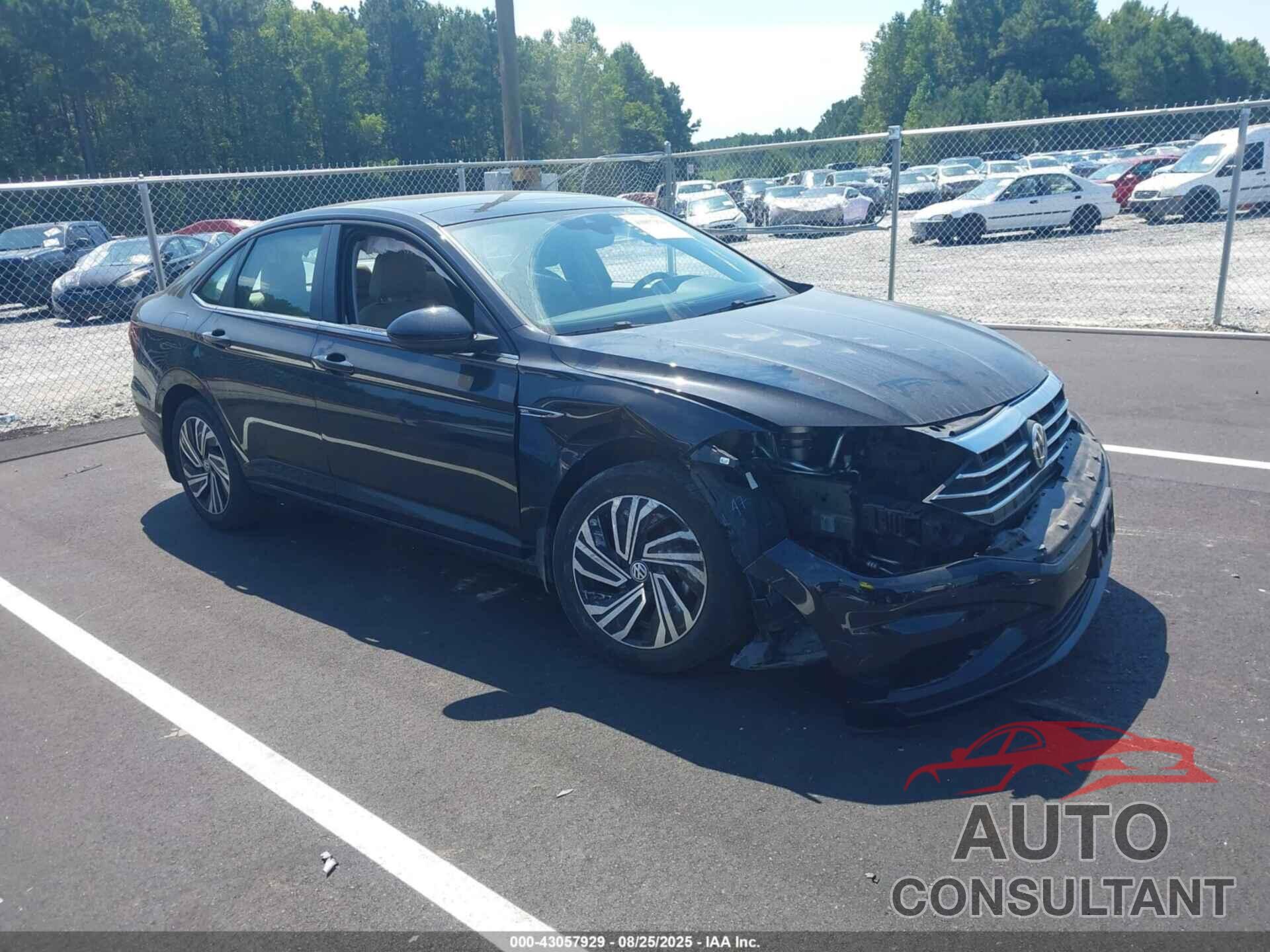 VOLKSWAGEN JETTA 2021 - 3VWE57BUXMM084456