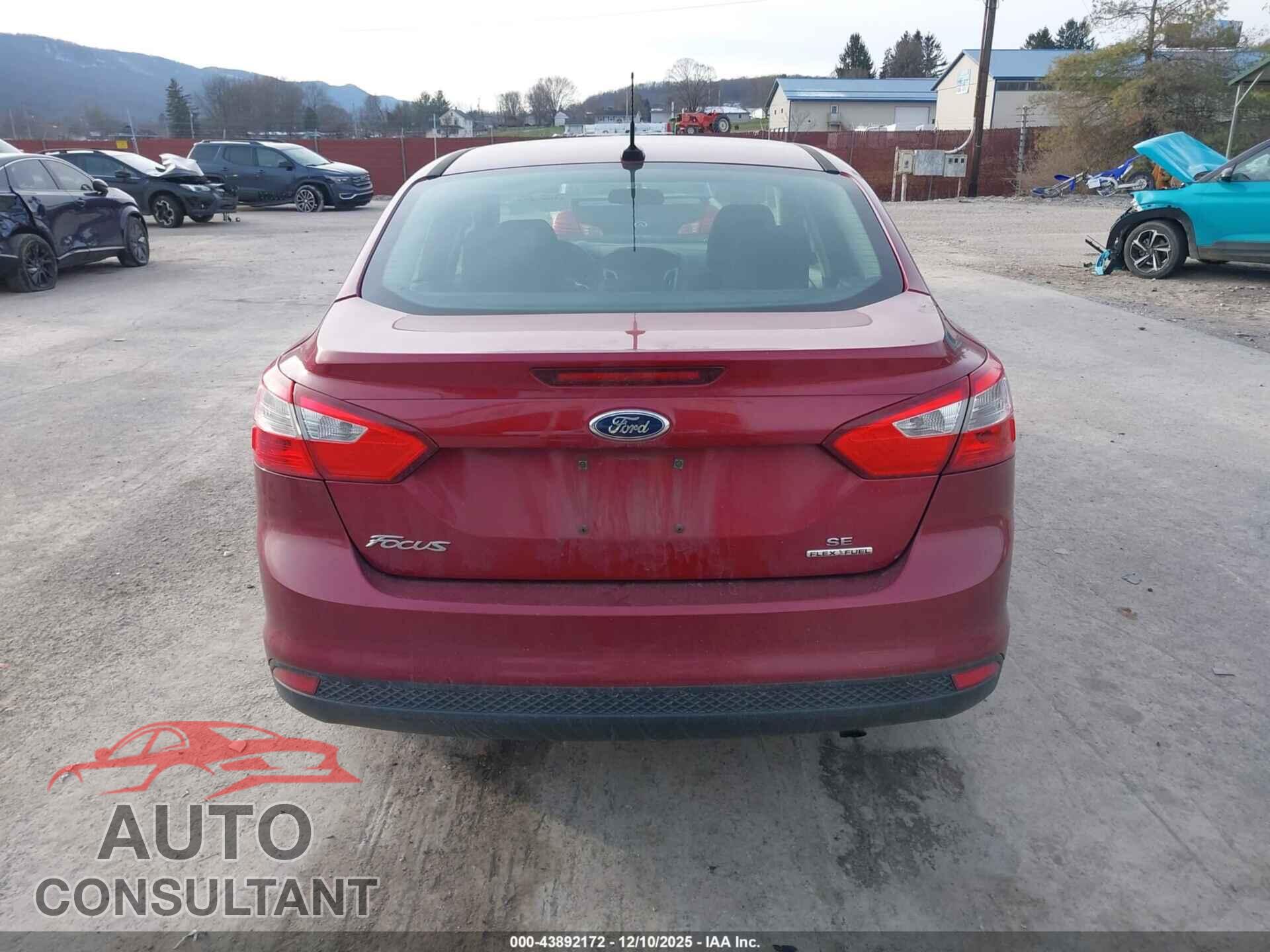 FORD FOCUS 2014 - 1FADP3F23EL449451