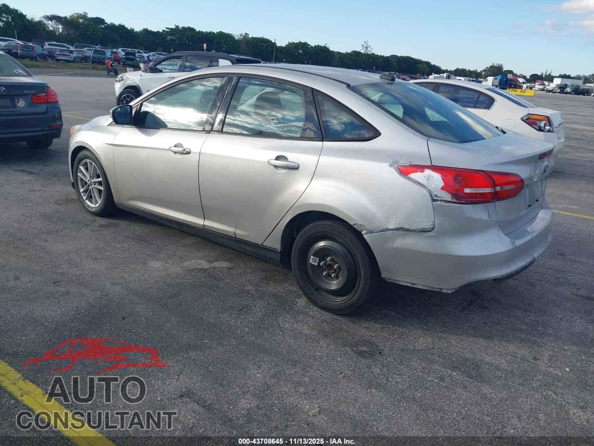 FORD FOCUS 2016 - 1FADP3F22GL290585
