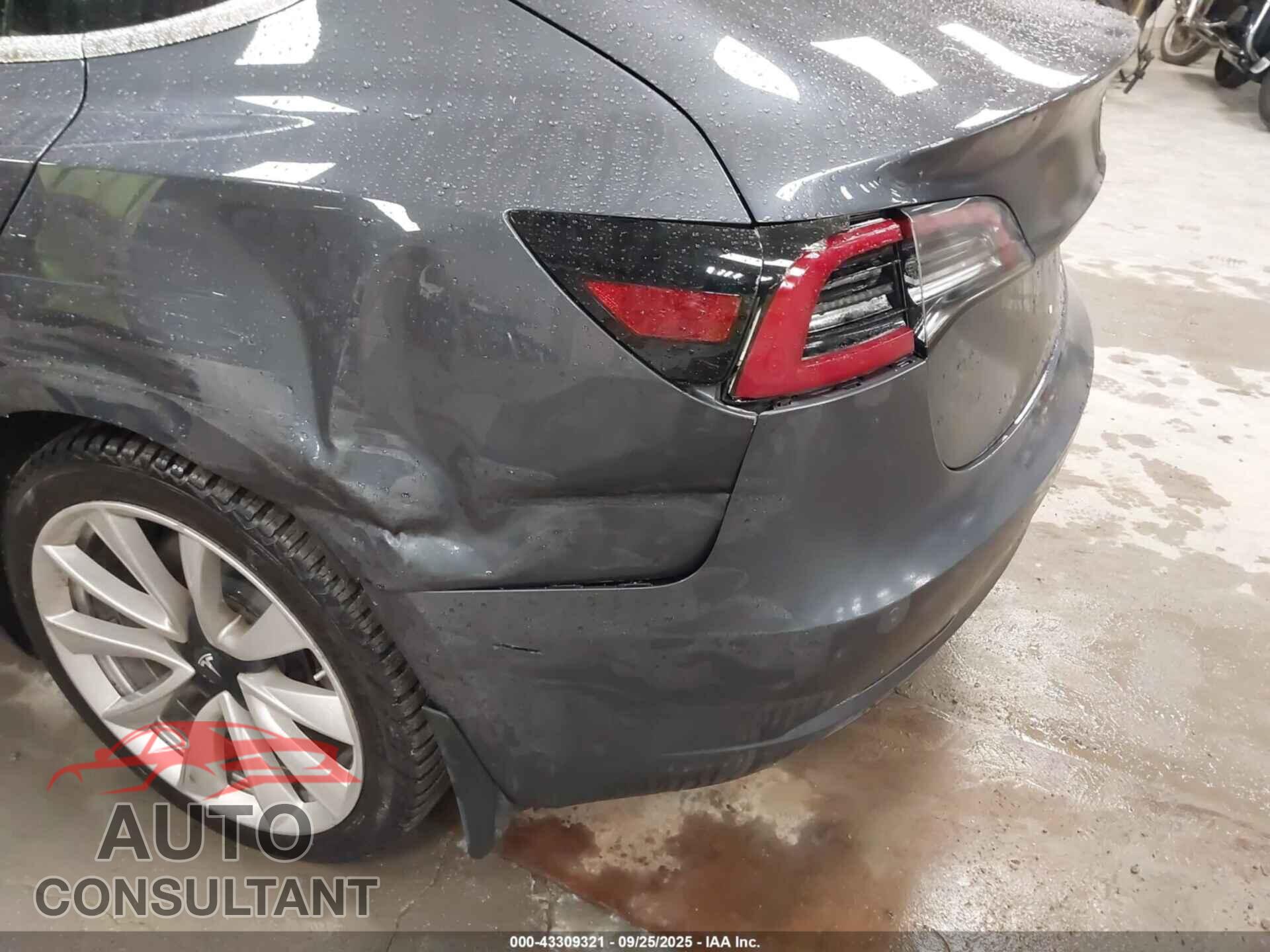 TESLA MODEL 3 2018 - 5YJ3E1EA3JF035592