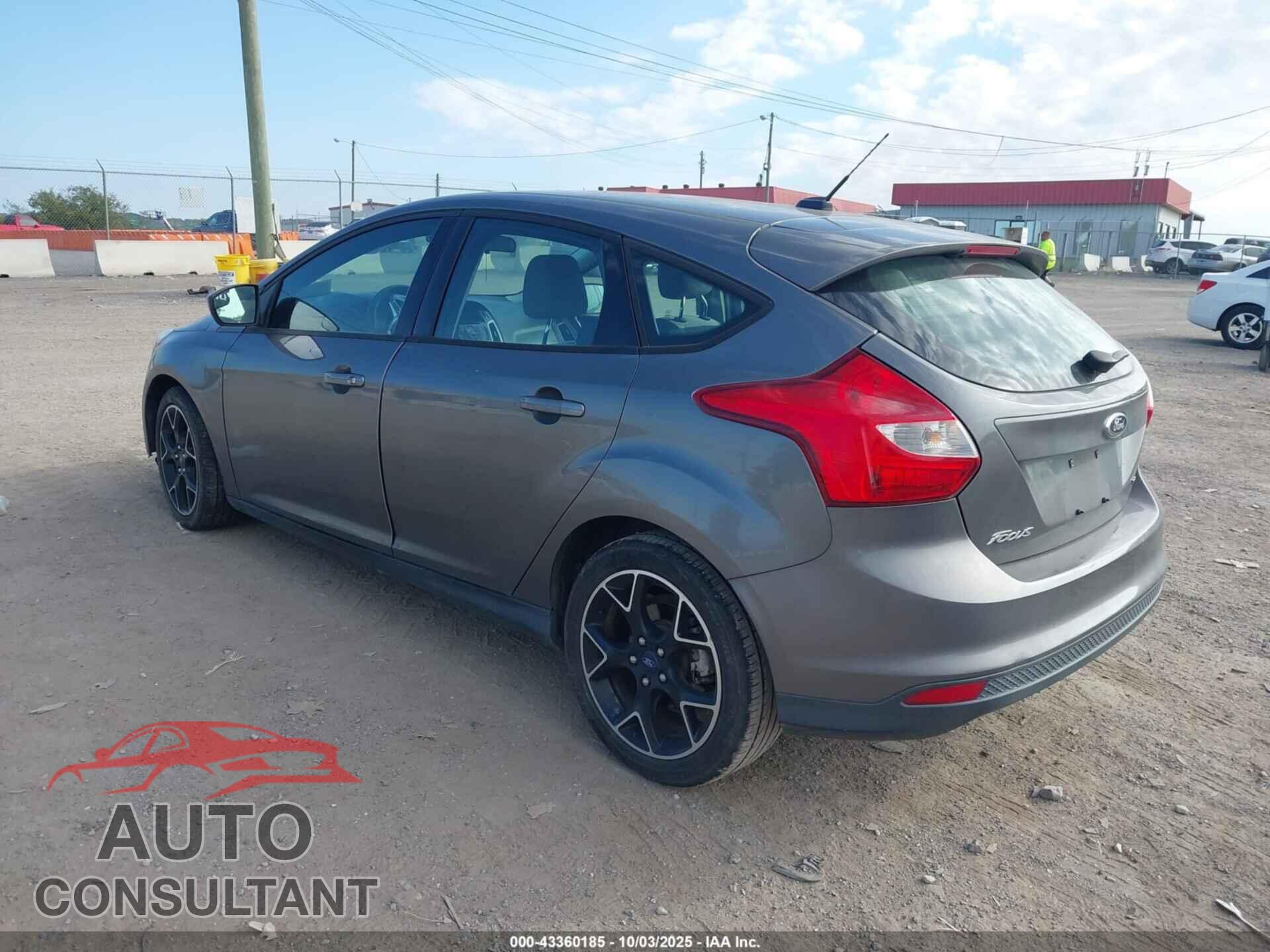 FORD FOCUS 2012 - 1FAHP3K26CL371381