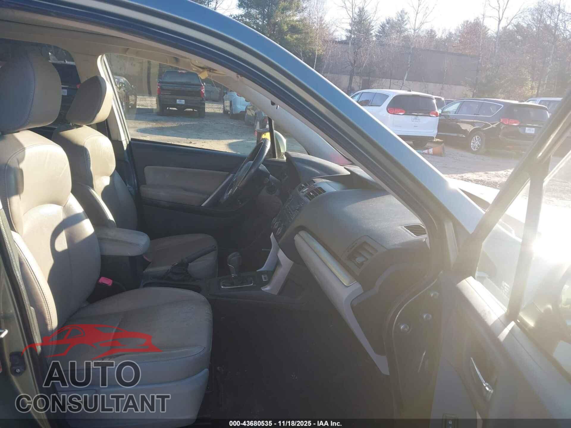 SUBARU FORESTER 2015 - JF2SJAUC7FH588703