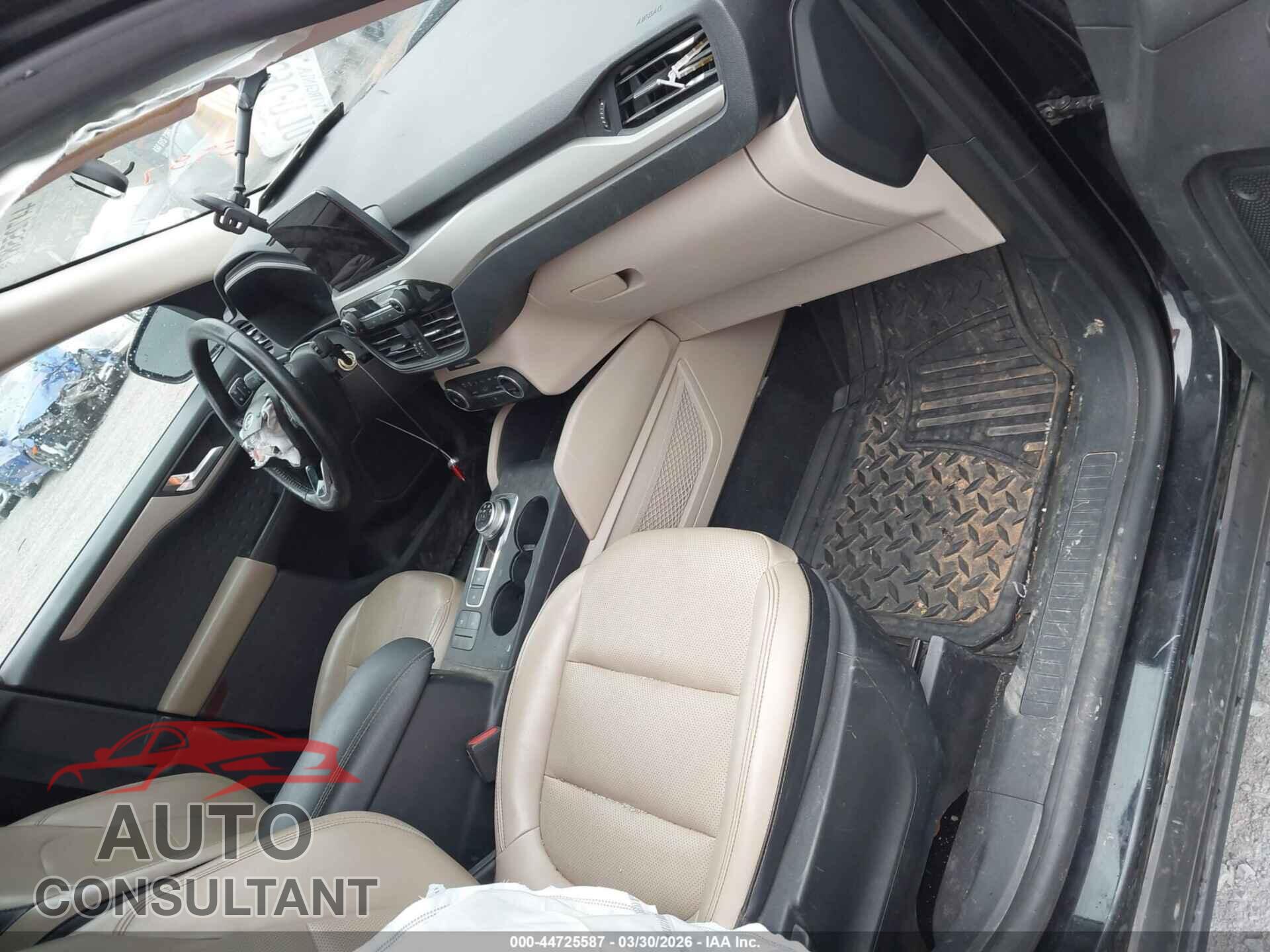 FORD ESCAPE 2020 - 1FMCU9H61LUA58724