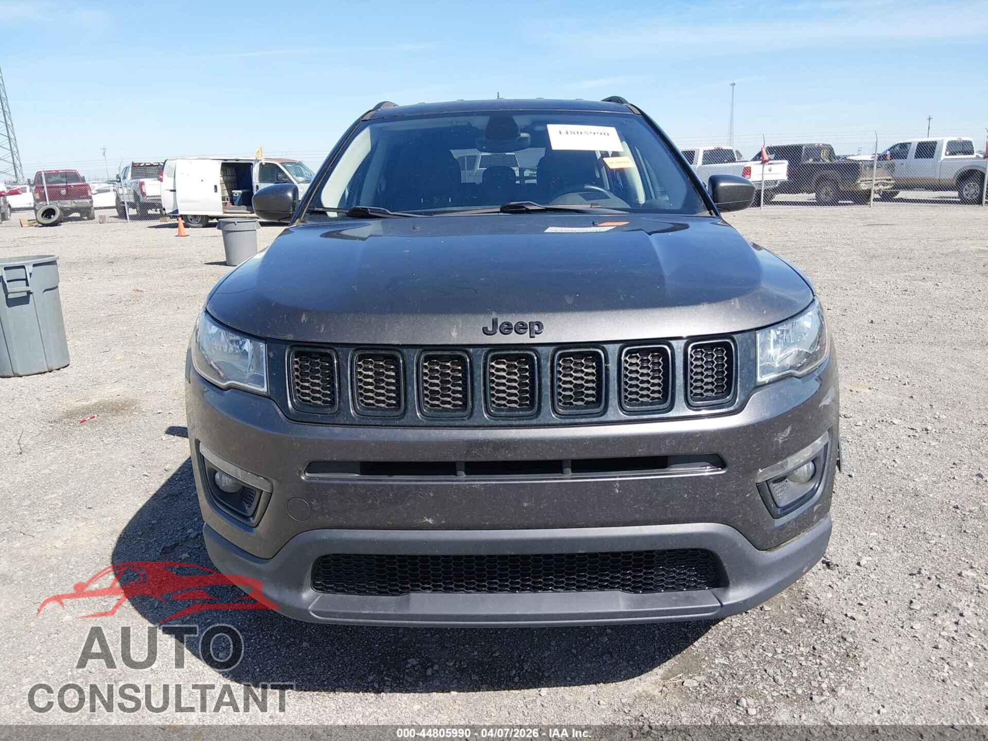 JEEP COMPASS 2018 - 3C4NJCBB9JT304810