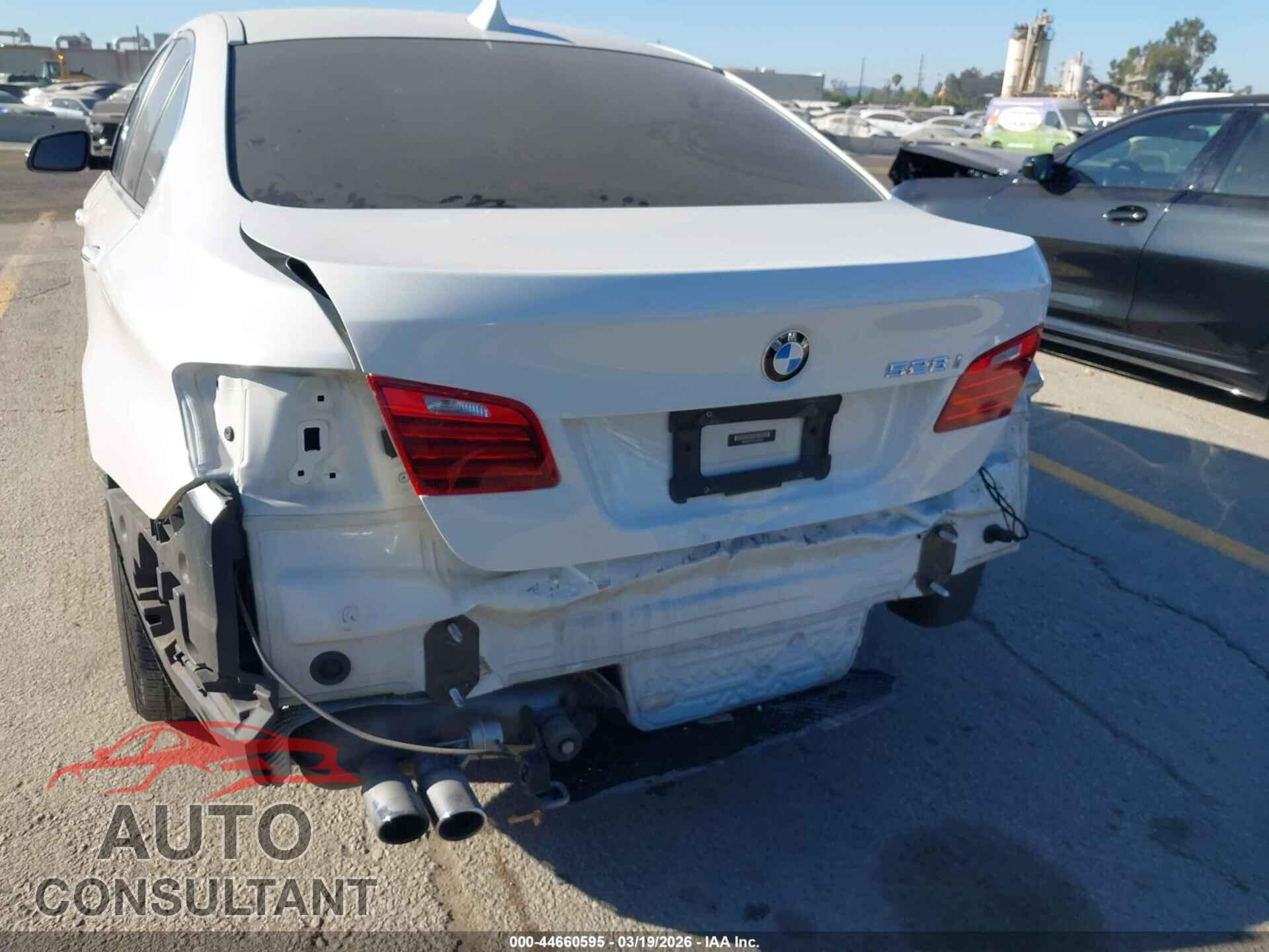 BMW 528I 2016 - WBA5A5C54GG349586