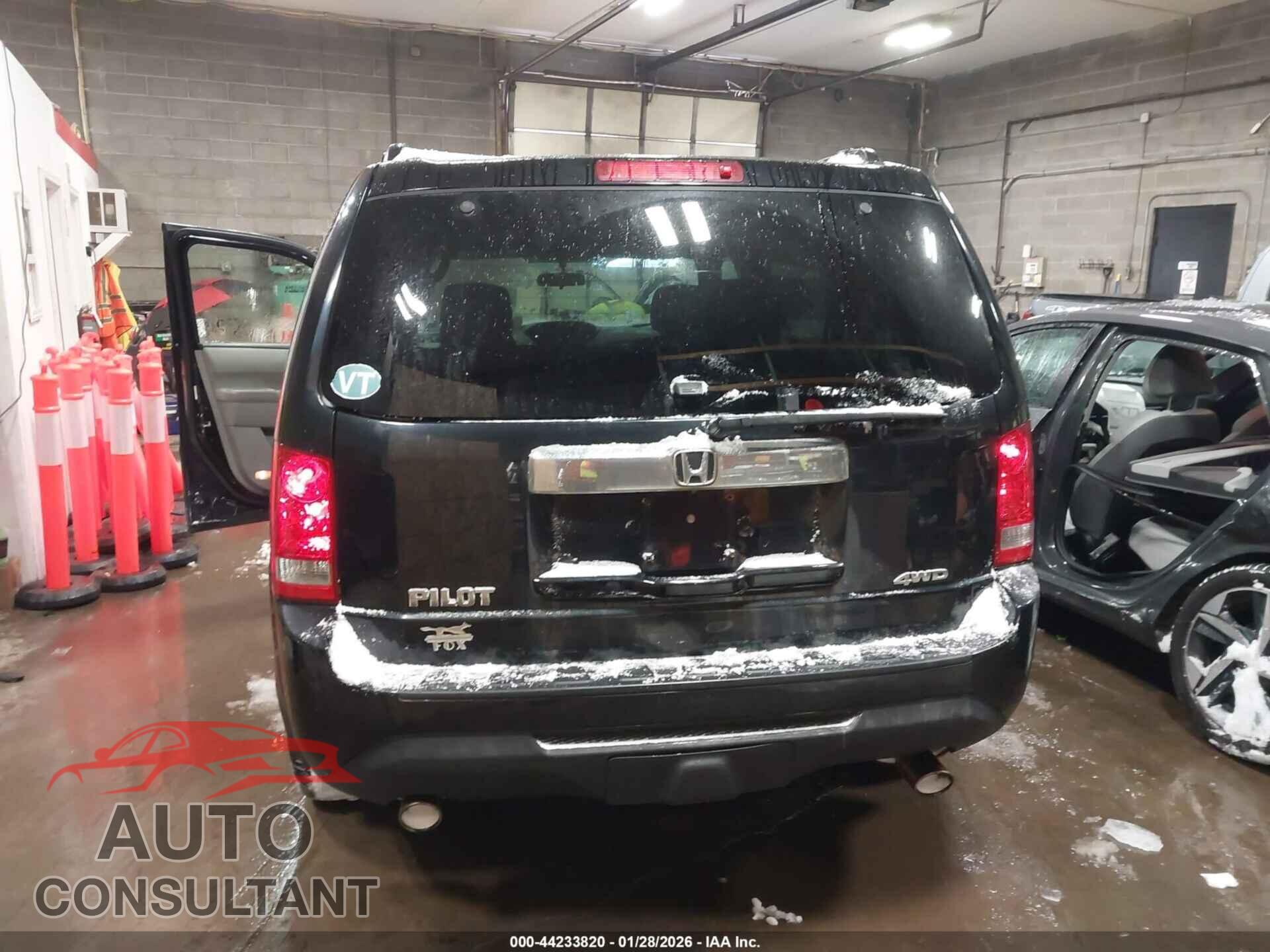 HONDA PILOT 2013 - 5FNYF4H45DB059178