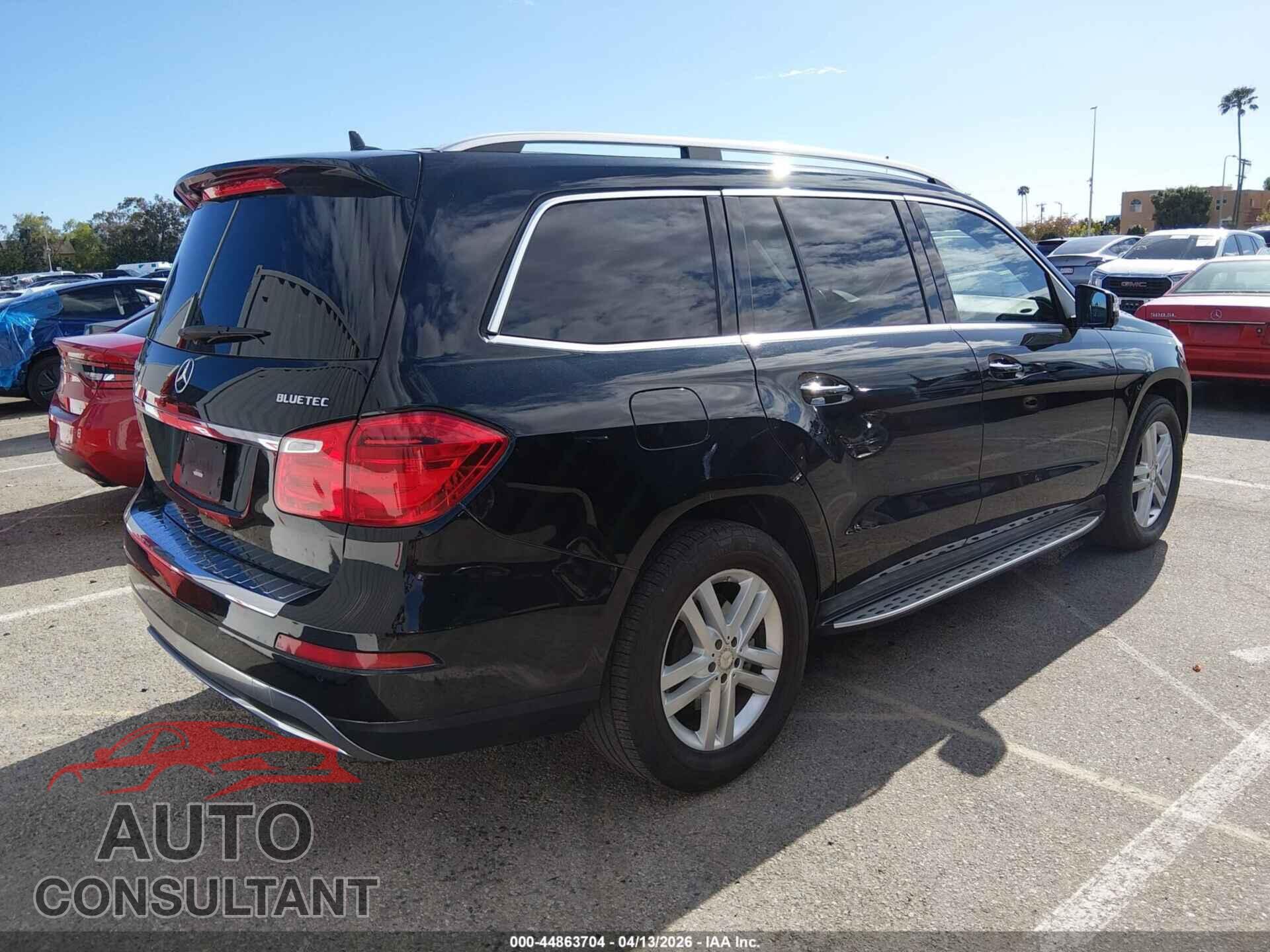 MERCEDES-BENZ GL 350 BLUETEC 2015 - 4JGDF2EE4FA606514