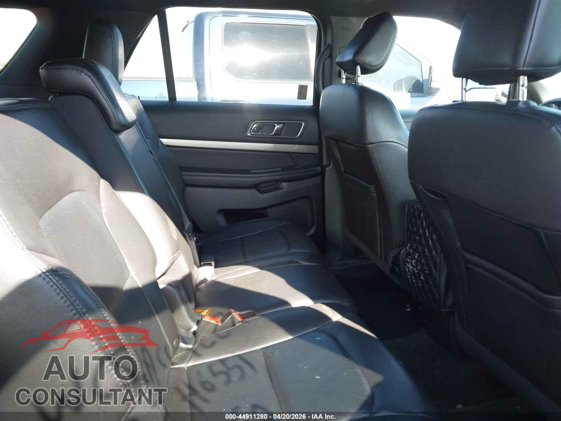 FORD EXPLORER 2018 - 1FM5K8D82JGB87227