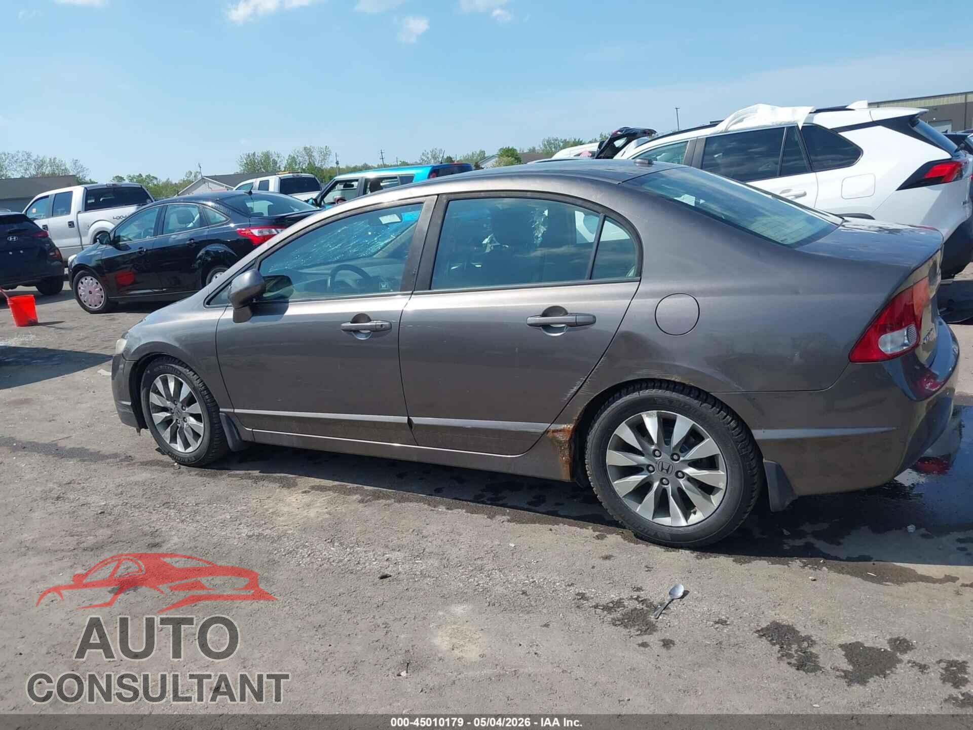 HONDA CIVIC 2010 - 19XFA1F8XAE028231