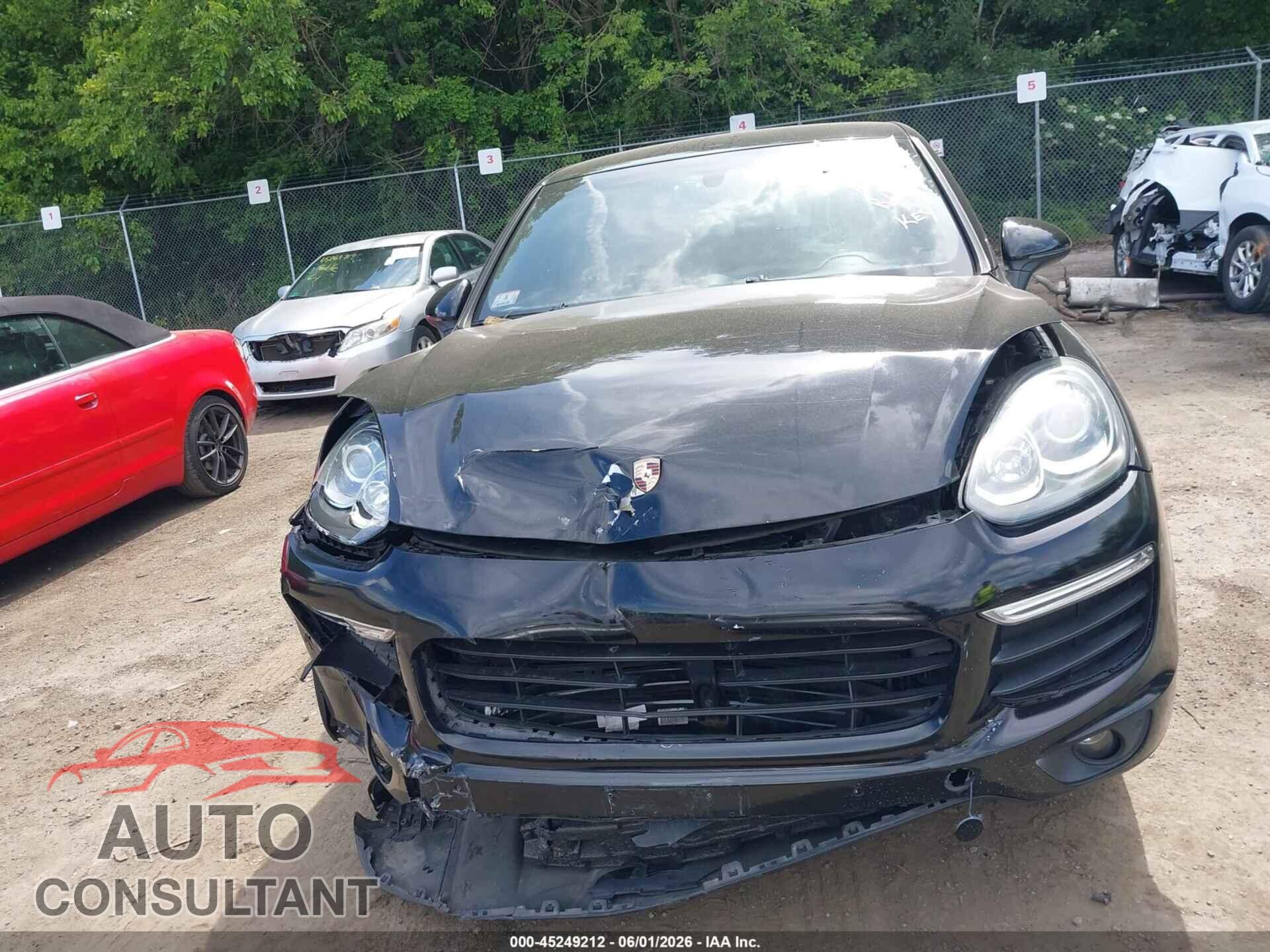 PORSCHE CAYENNE 2016 - WP1AA2A29GLA10546