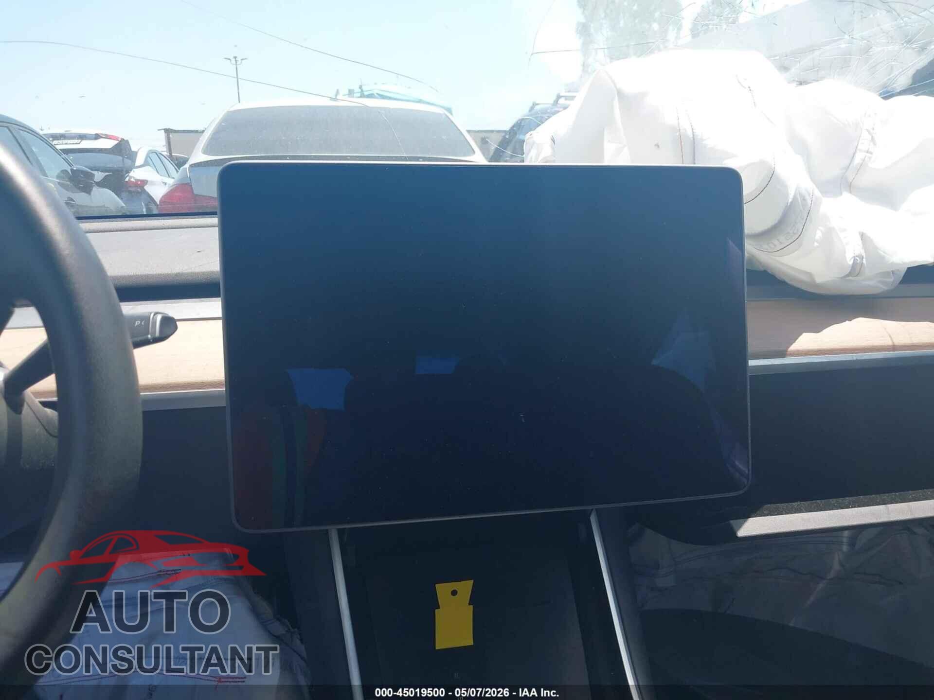 TESLA MODEL 3 2020 - 5YJ3E1EA2LF670077
