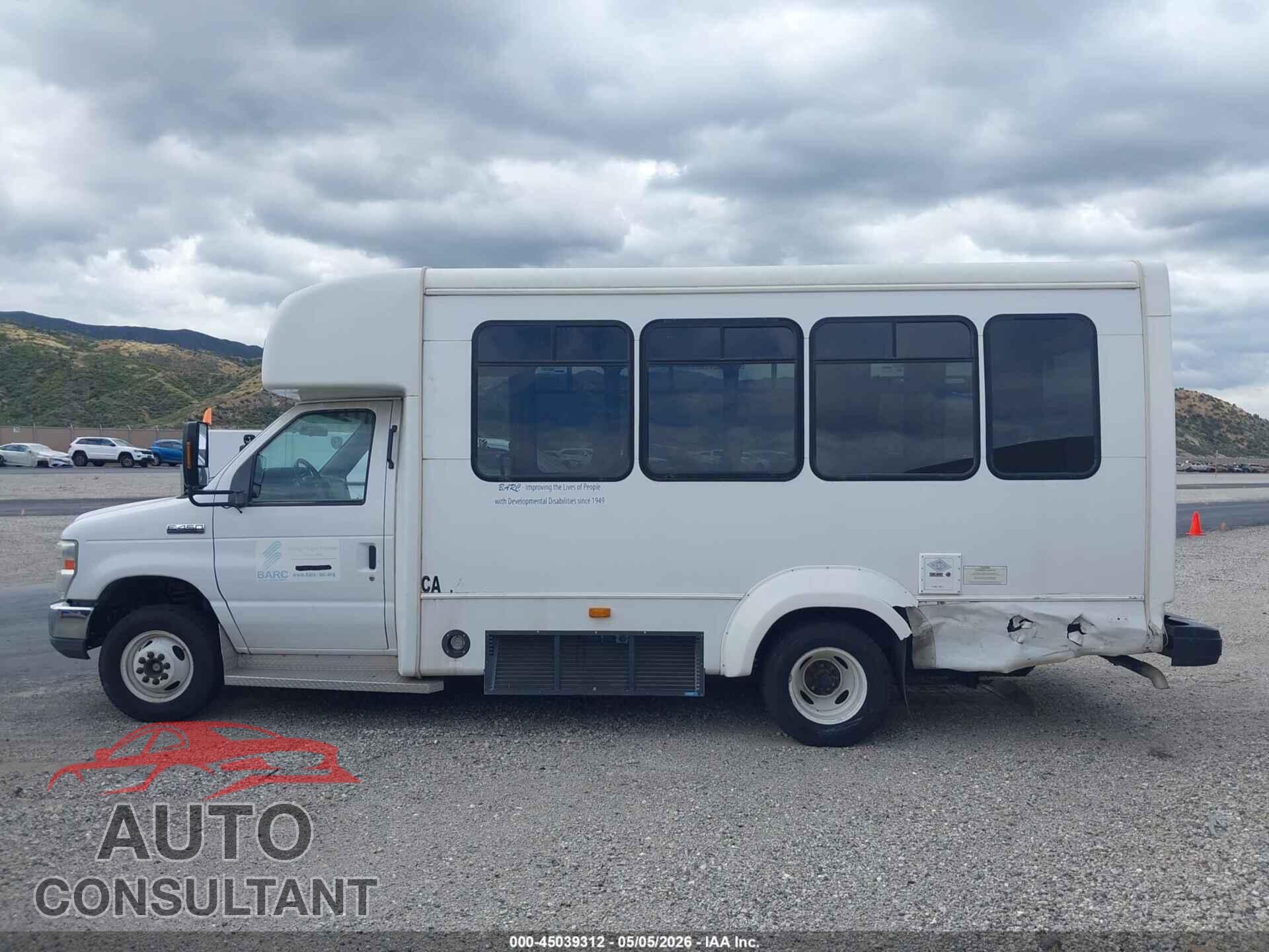 FORD E-450 CUTAWAY 2012 - 1FDFE4FS8CDA92852