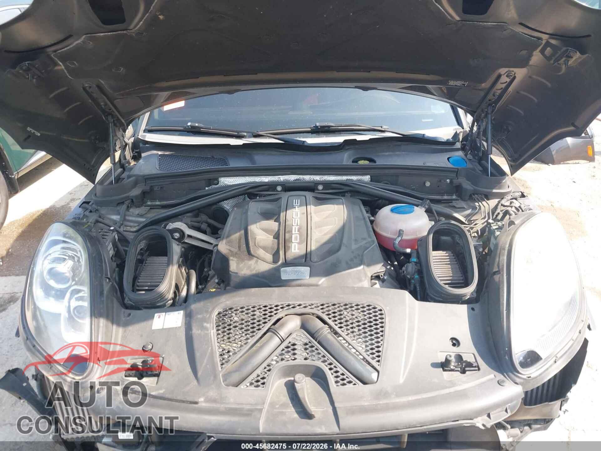 PORSCHE MACAN 2015 - WP1AB2A59FLB67614