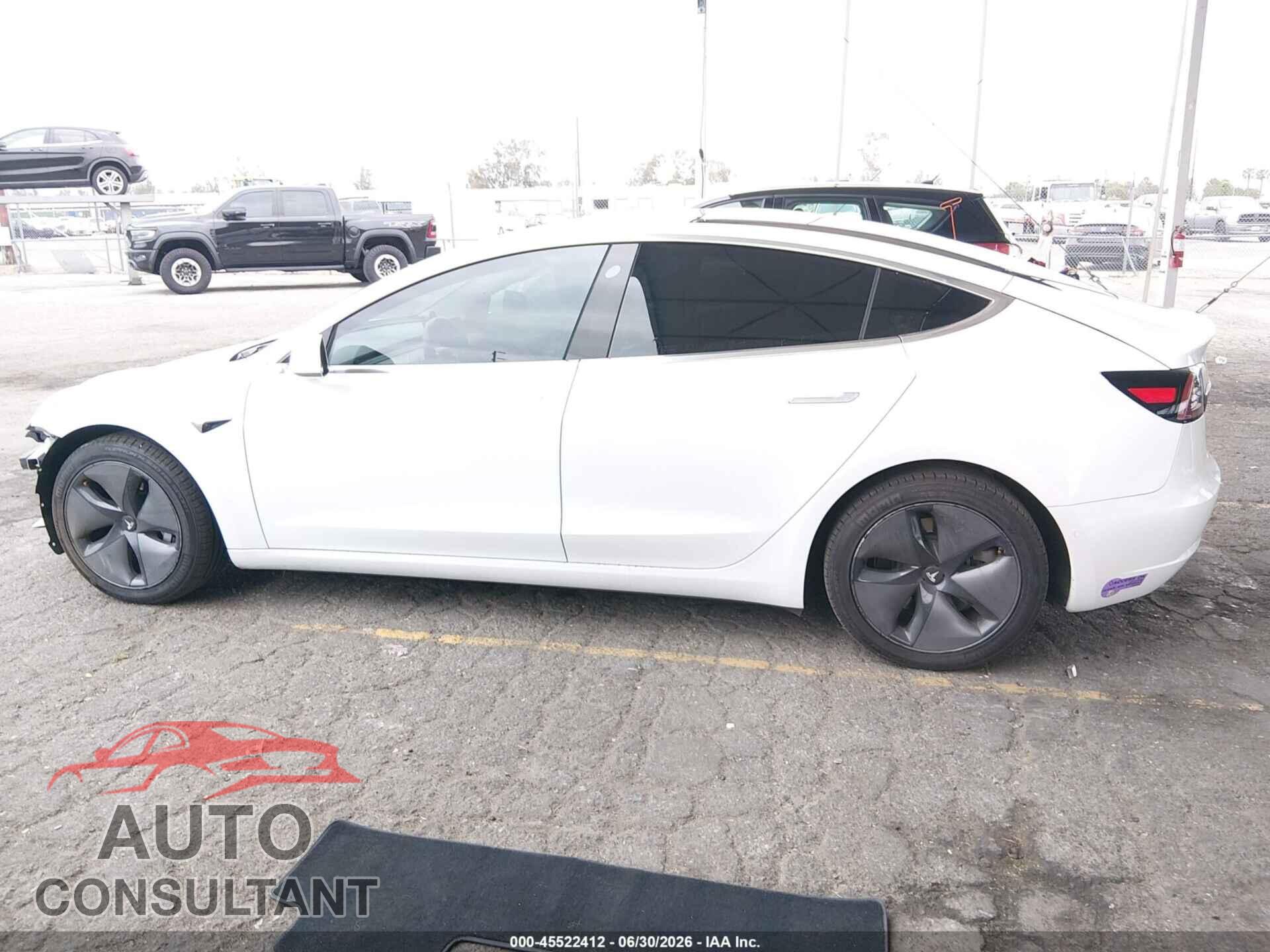 TESLA MODEL 3 2018 - 5YJ3E1EA2JF038743
