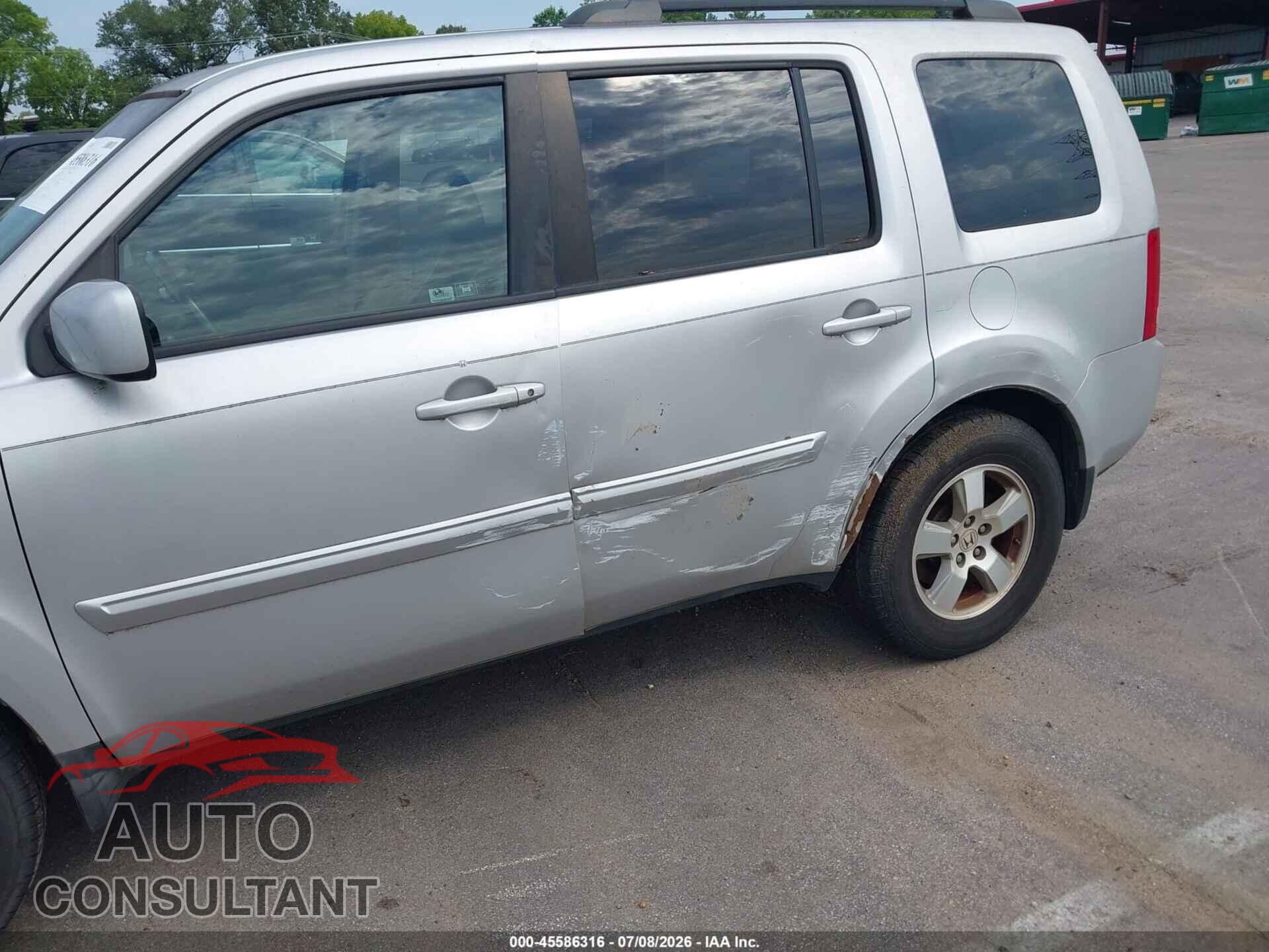 HONDA PILOT 2011 - 5FNYF4H63BB026209