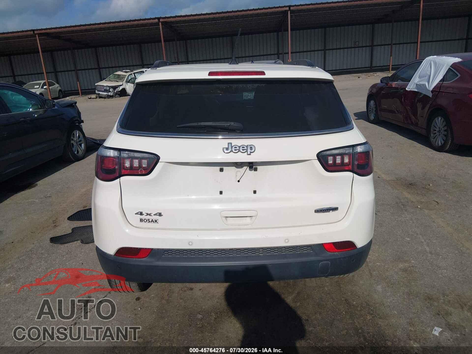 JEEP COMPASS 2018 - 3C4NJDBB3JT191555