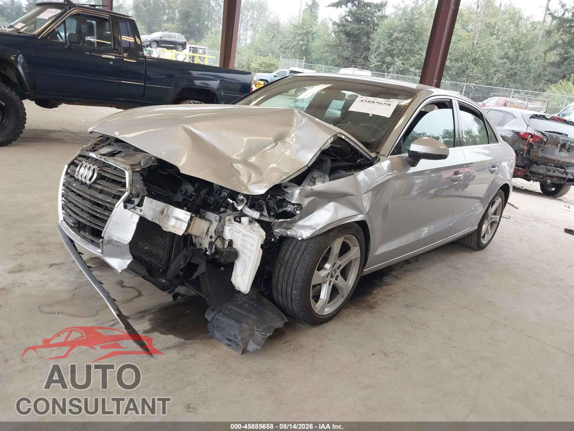 AUDI A3 2019 - WAUAUGFF3KA097993