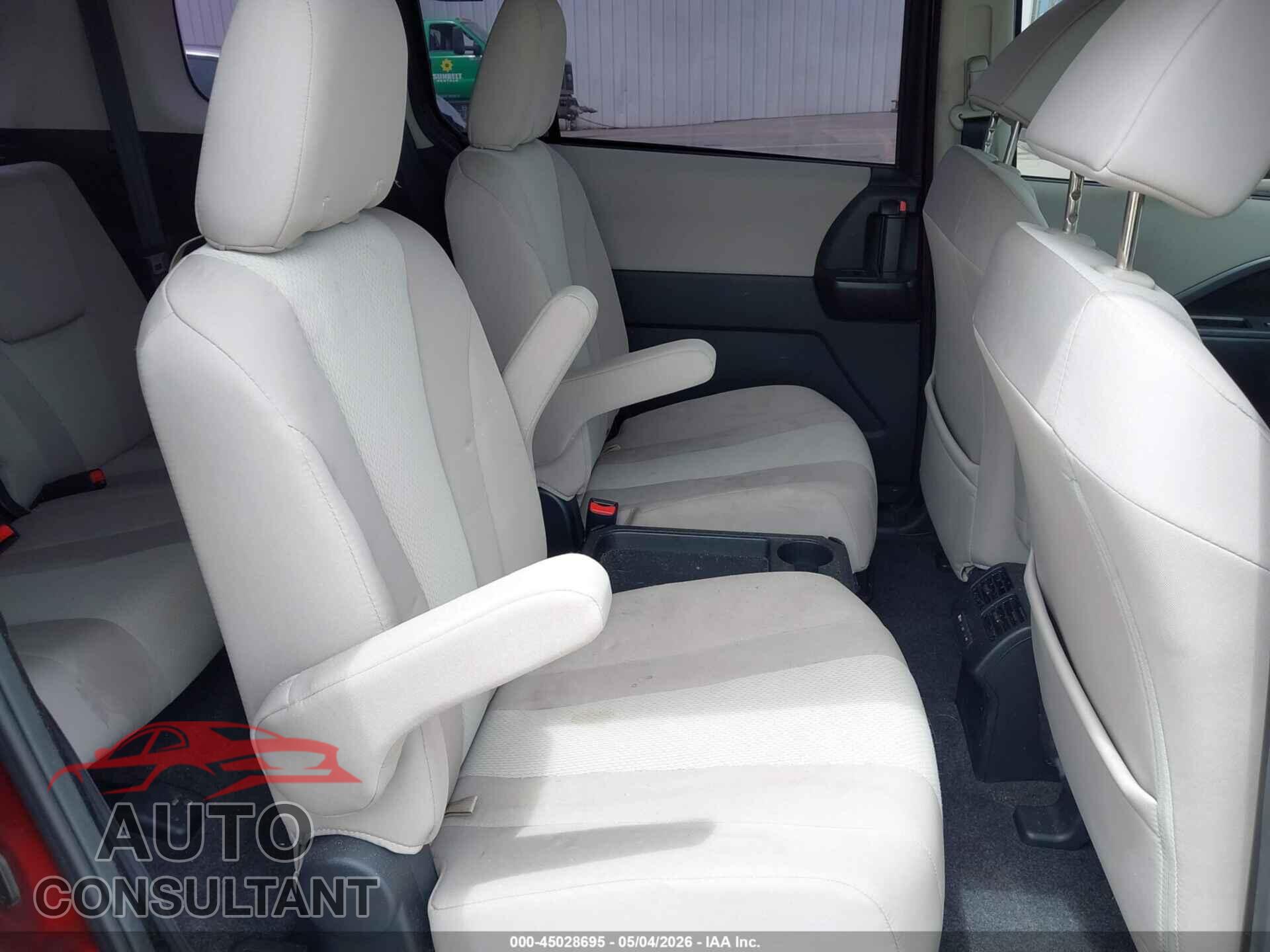 MAZDA MAZDA5 2015 - JM1CW2BL2F0185451