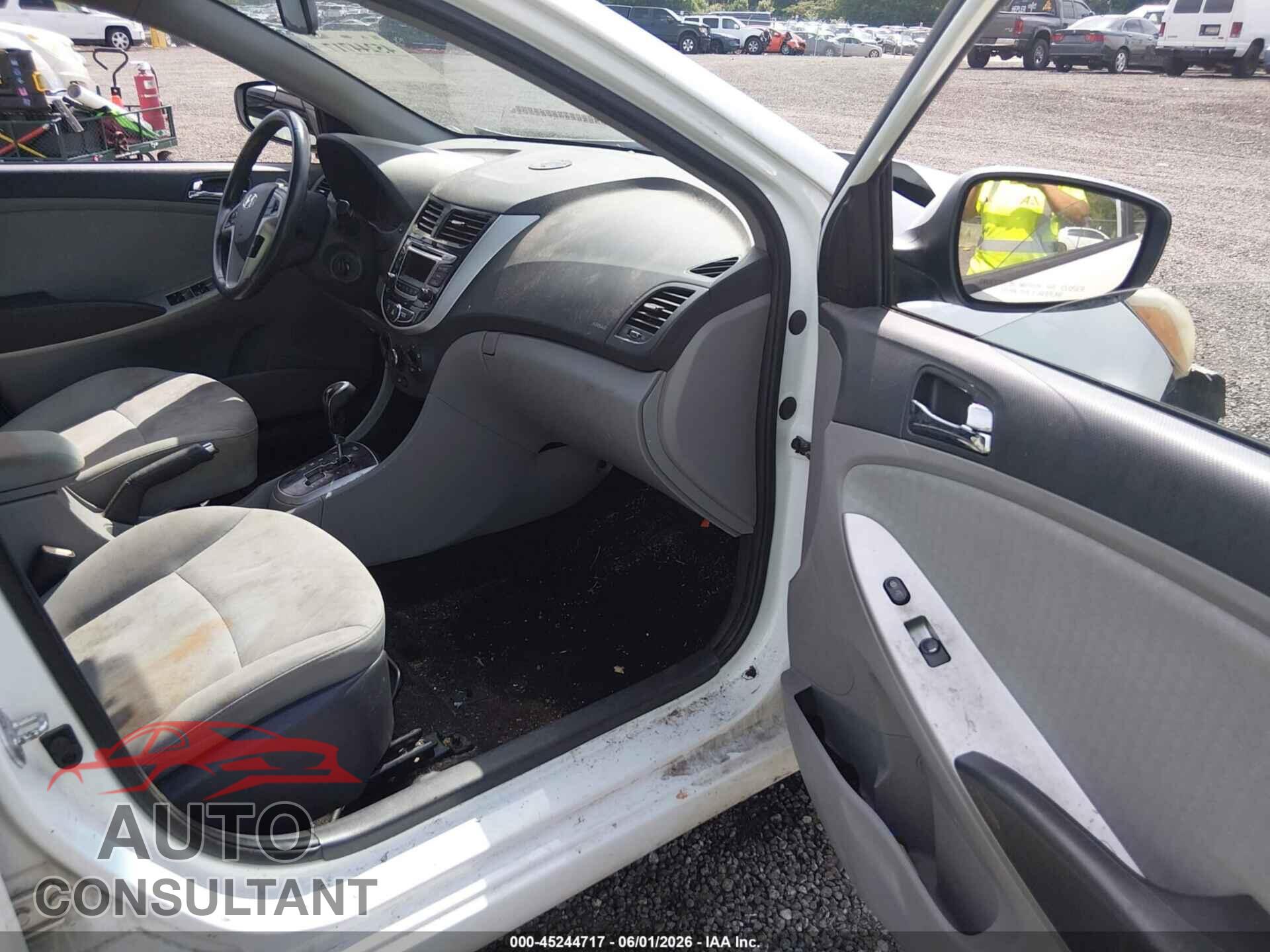 HYUNDAI ACCENT 2014 - KMHCU5AE3EU168736