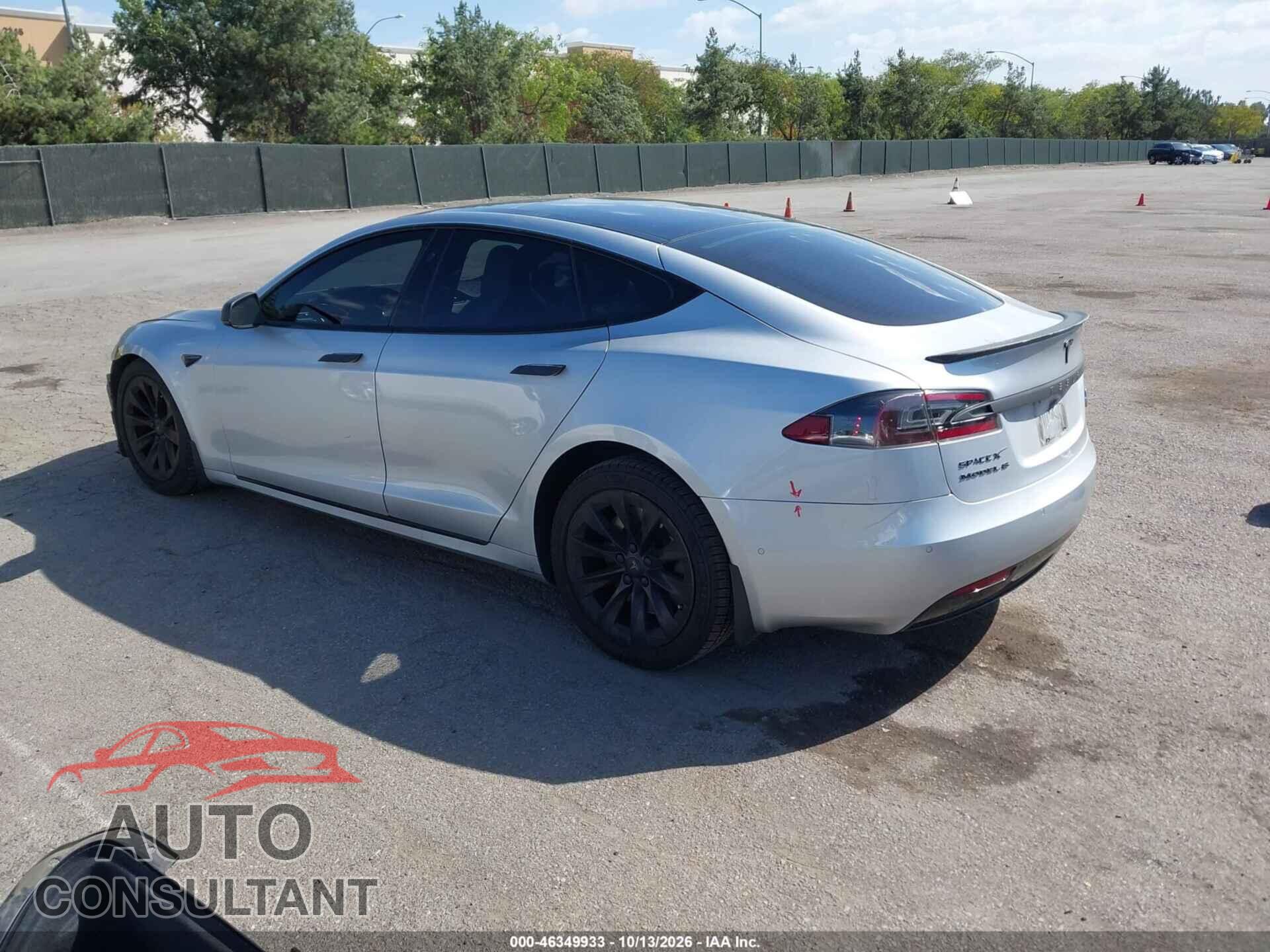 TESLA MODEL S 2019 - 5YJSA1E24KF304099