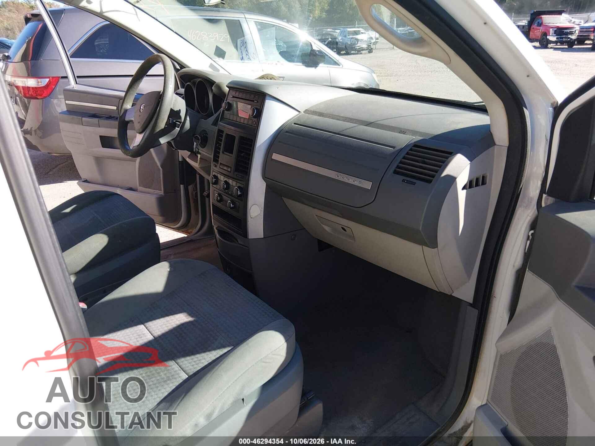 DODGE GRAND CARAVAN 2010 - 2D4RN4DE3AR334832