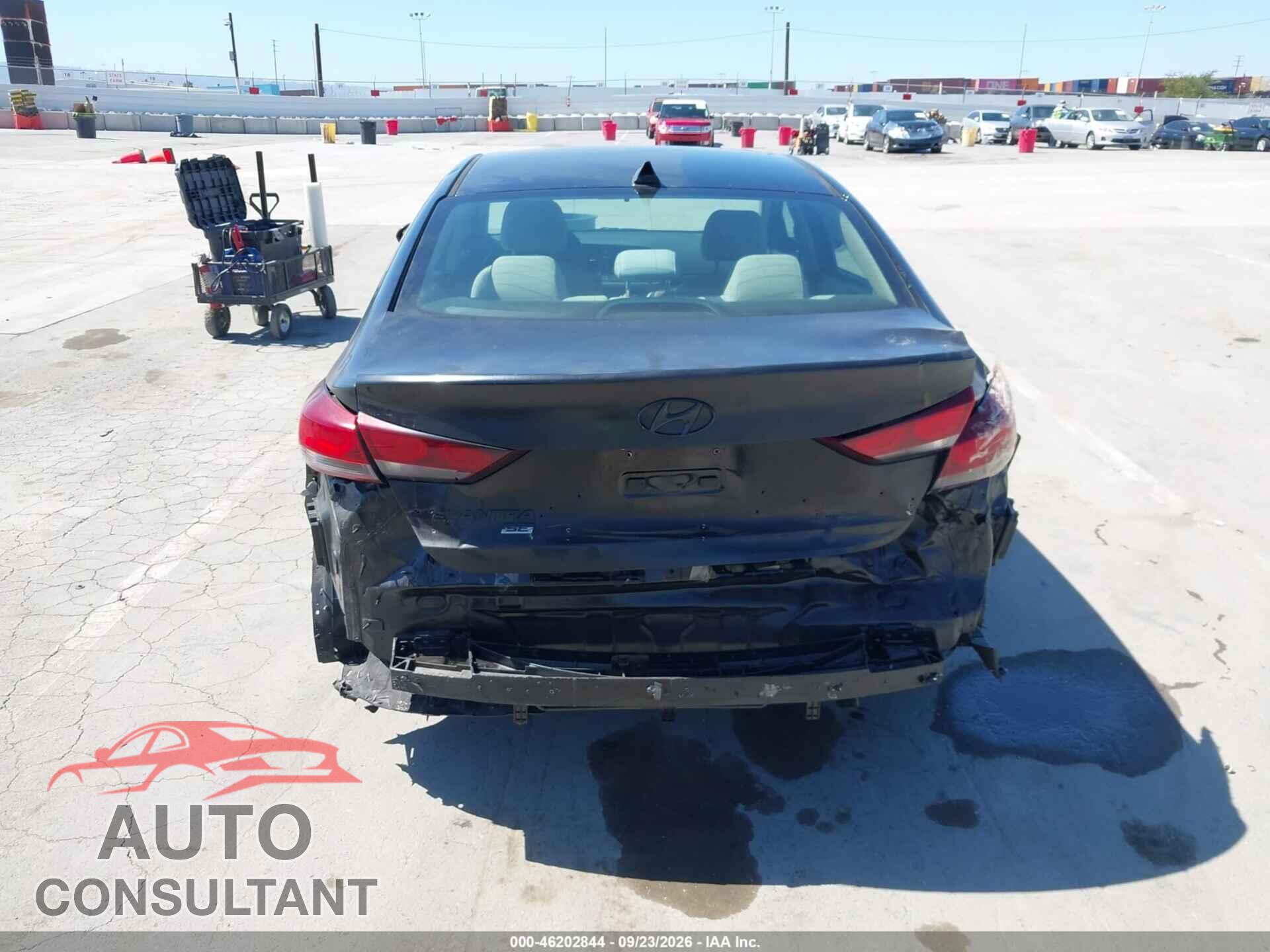 HYUNDAI ELANTRA 2017 - 5NPD74LF8HH070607