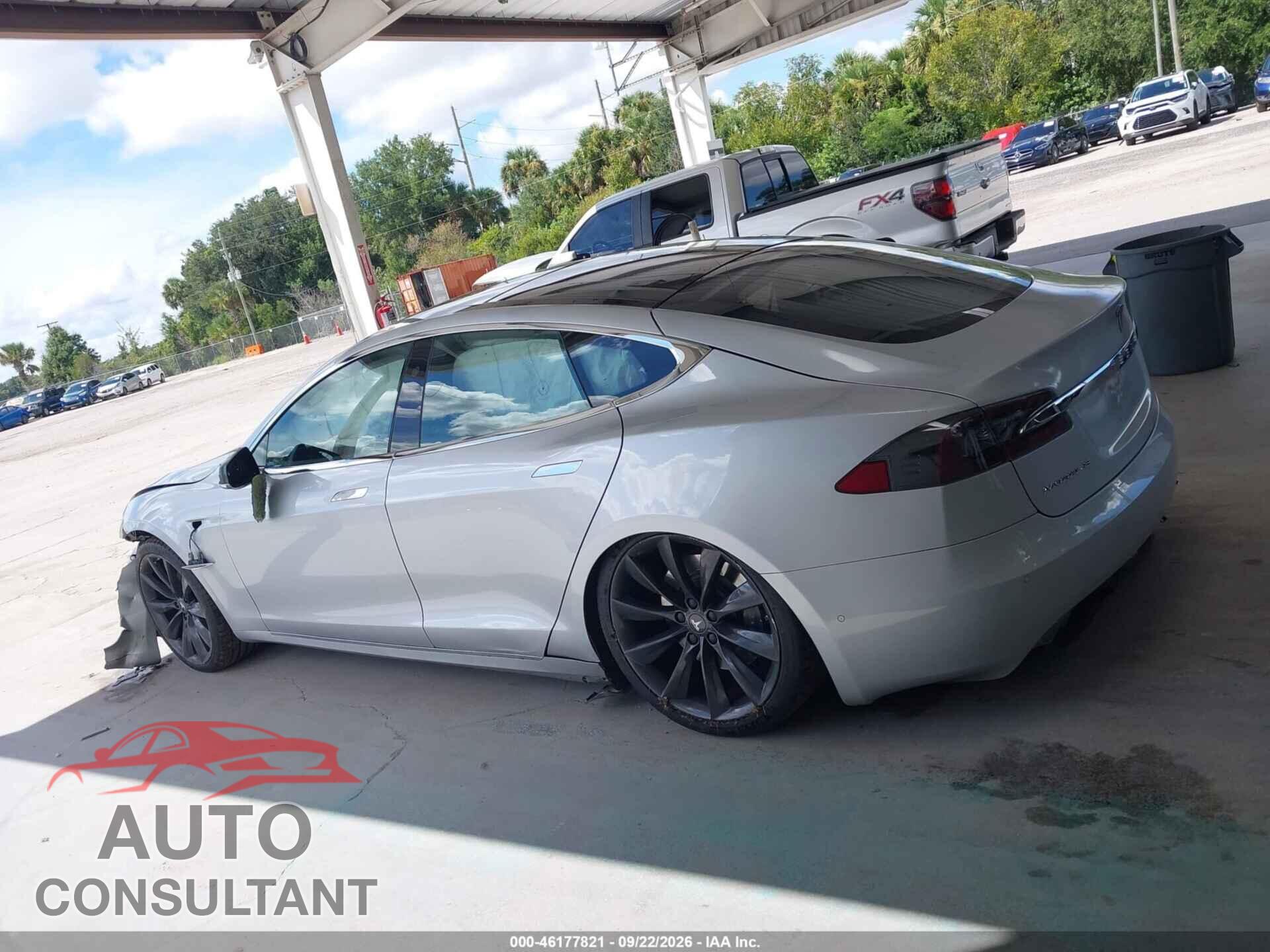 TESLA MODEL S 2017 - 5YJSA1E23HF178679