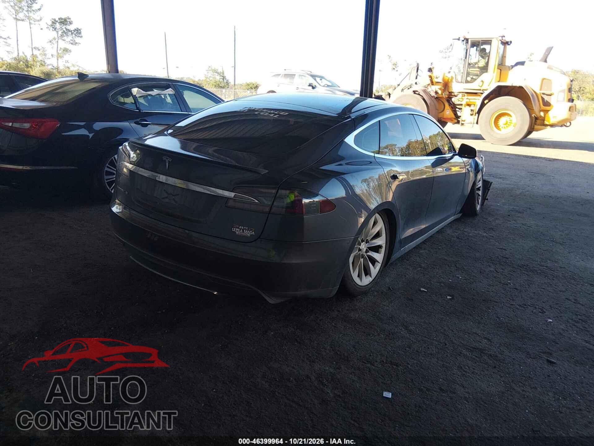 TESLA MODEL S 2015 - 5YJSA1H2XFFP75689