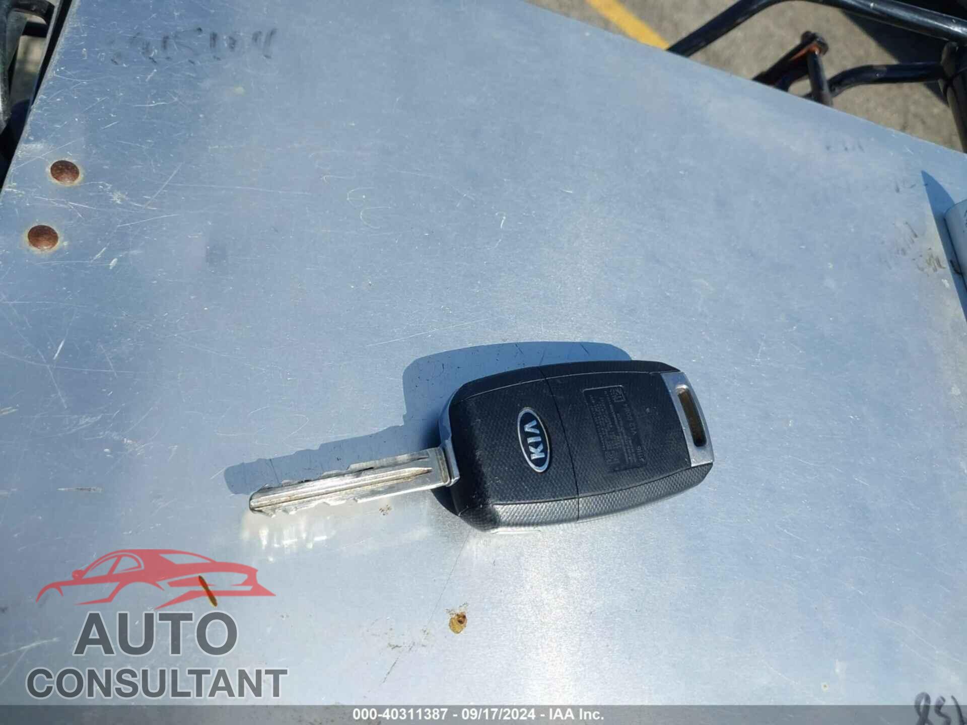 KIA FORTE 2017 - 3KPFL4A78HE007799