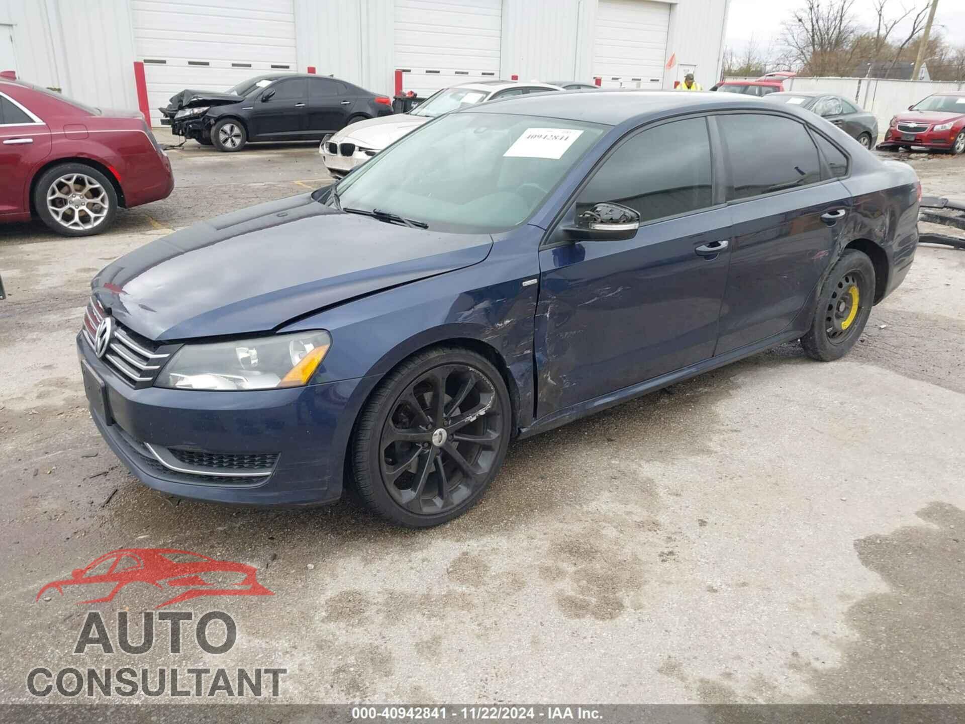 VOLKSWAGEN PASSAT 2014 - 1VWAT7A31EC074687