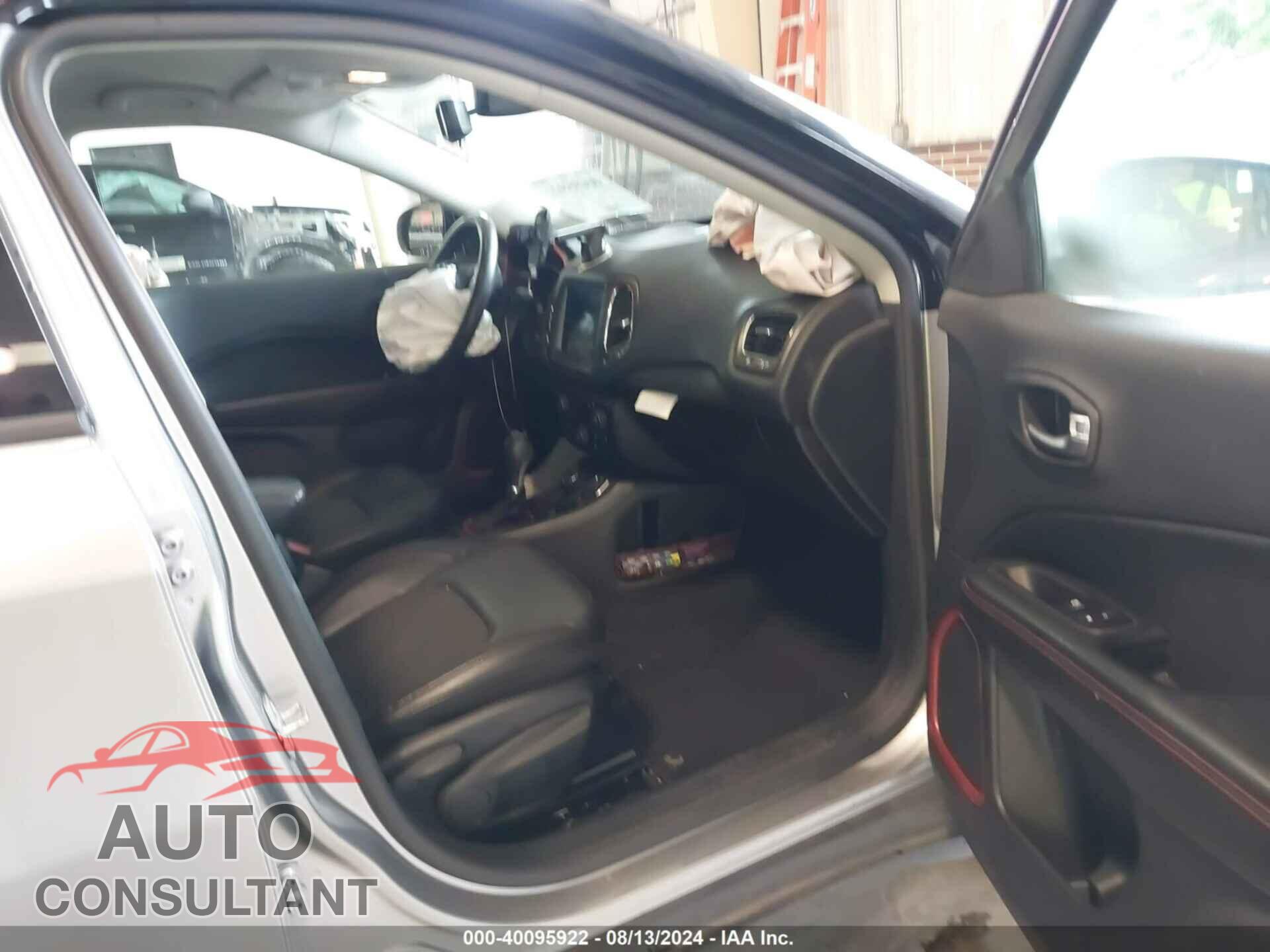 JEEP COMPASS 2019 - 3C4NJDDB9KT671601