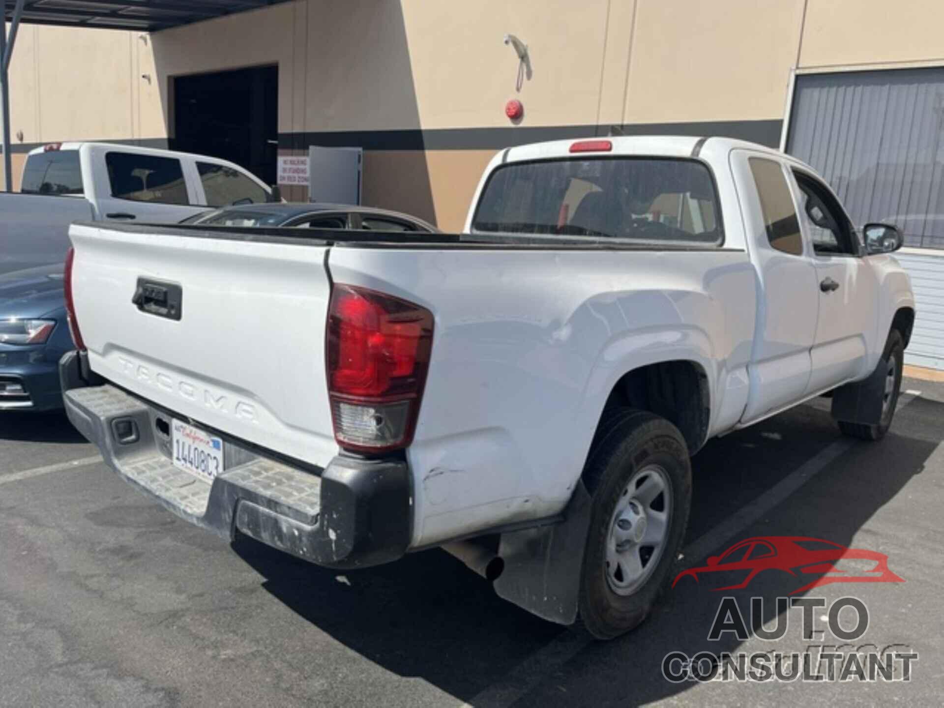 TOYOTA TACOMA 2019 - 5TFRX5GN8KX152281