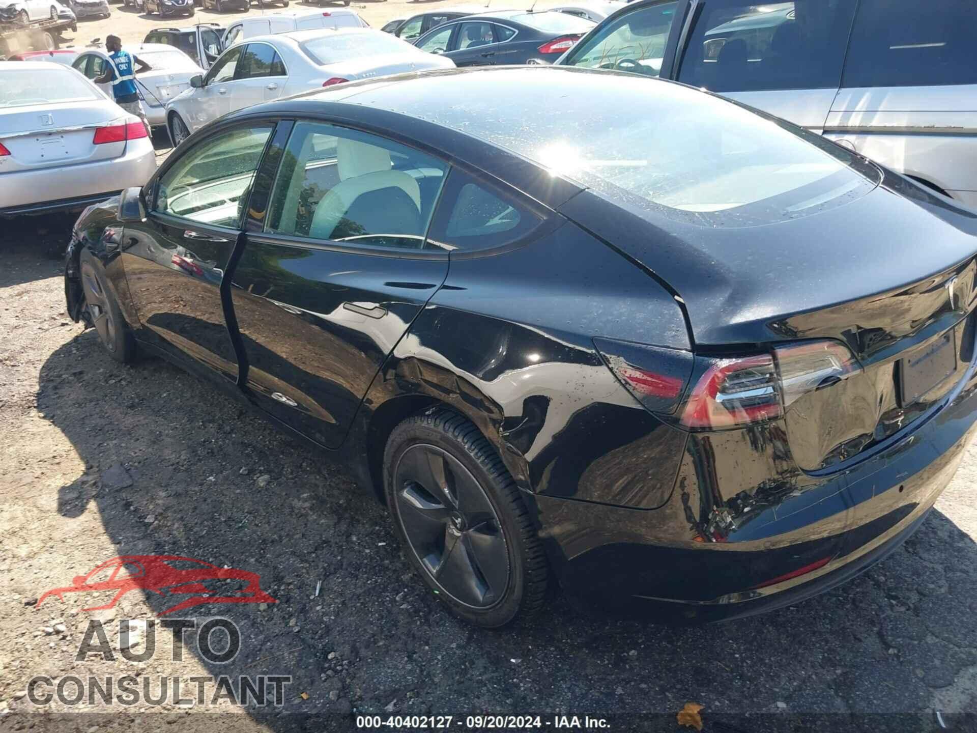 TESLA MODEL 3 2021 - 5YJ3E1EA7MF084492