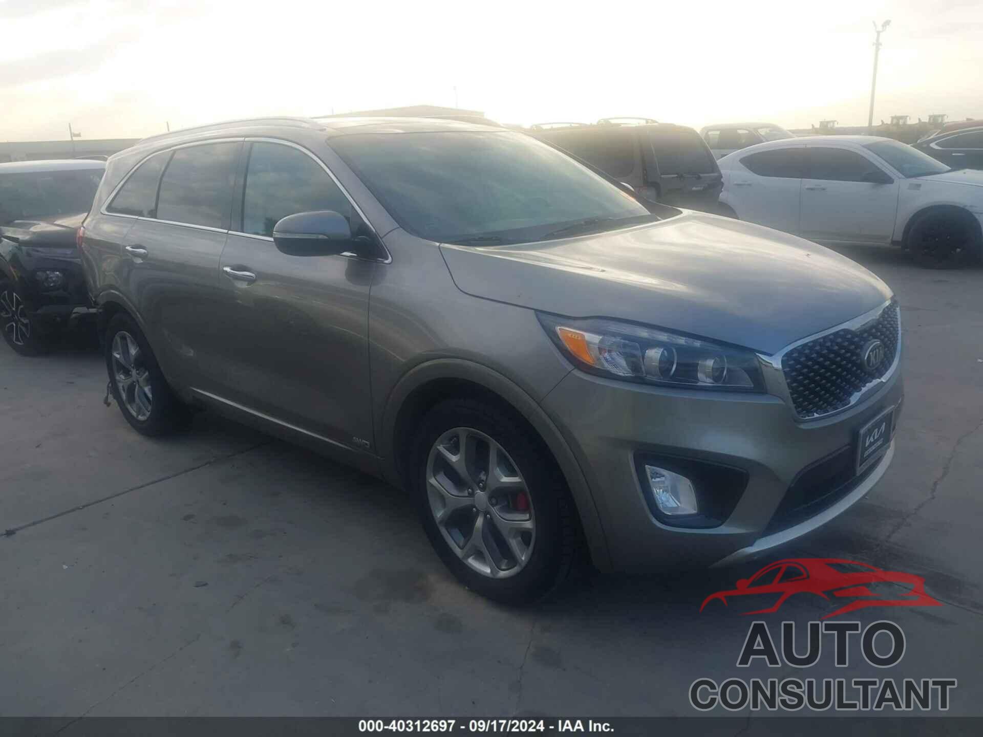 KIA SORENTO 2017 - 5XYPKDA52HG338063