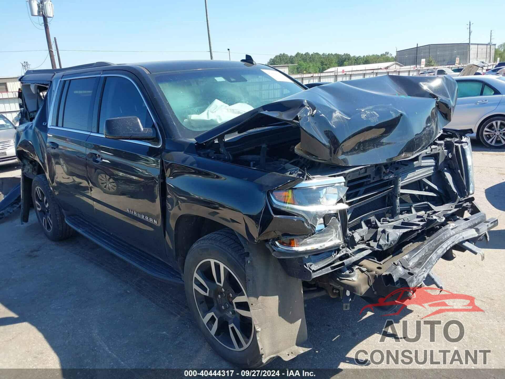 CHEVROLET SUBURBAN 2019 - 1GNSKHKC1KR335735