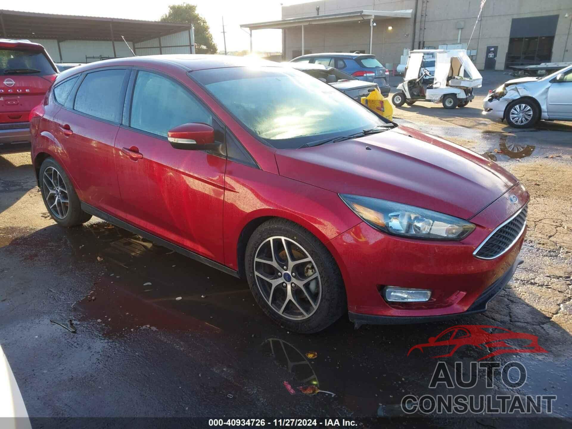 FORD FOCUS 2017 - 1FADP3M21HL230947