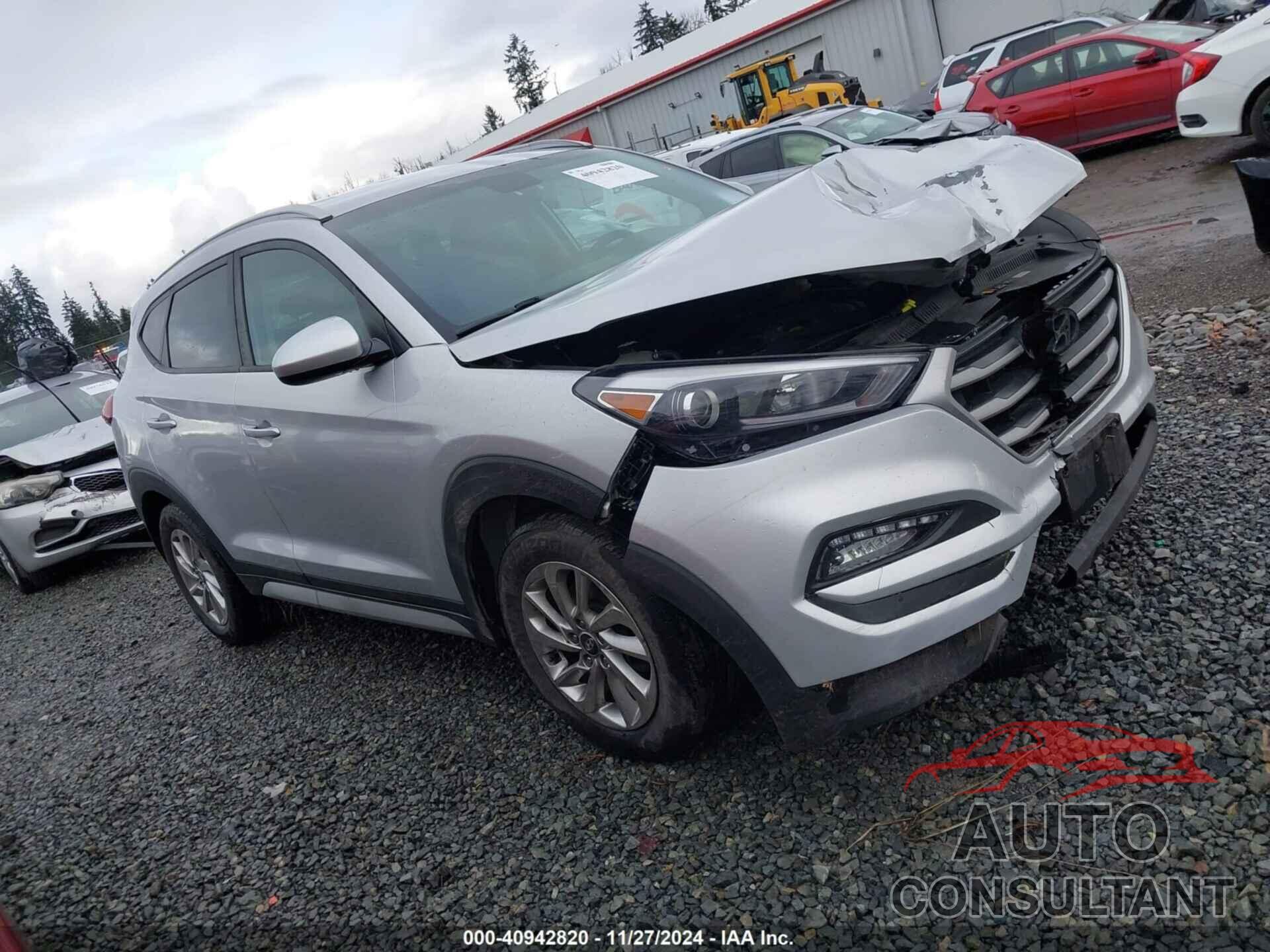 HYUNDAI TUCSON 2018 - KM8J3CA42JU729007