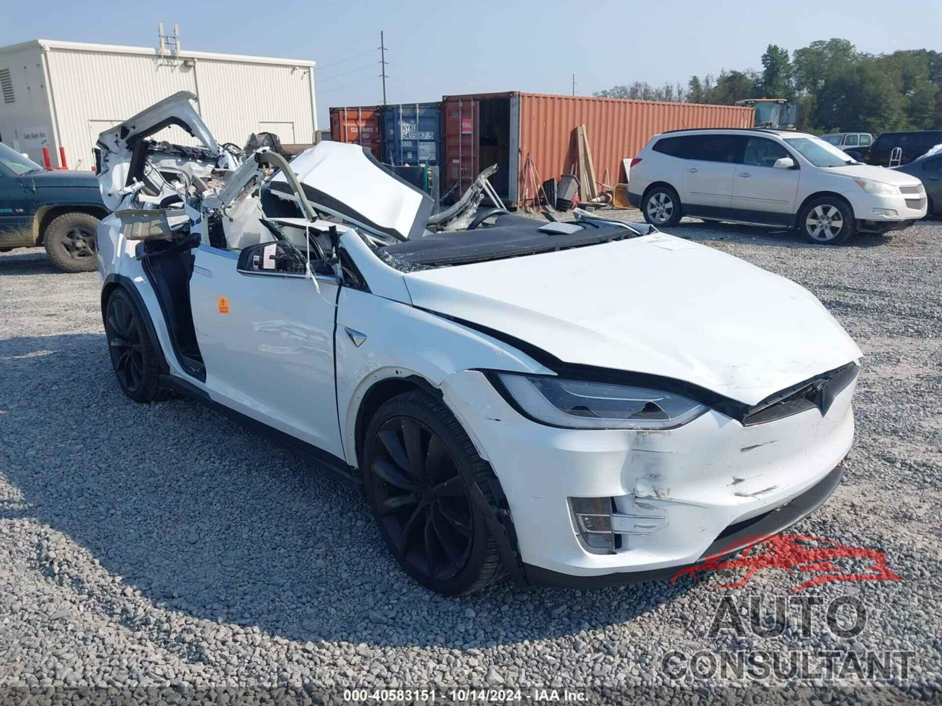 TESLA MODEL X 2017 - 5YJXCBE28HF062707