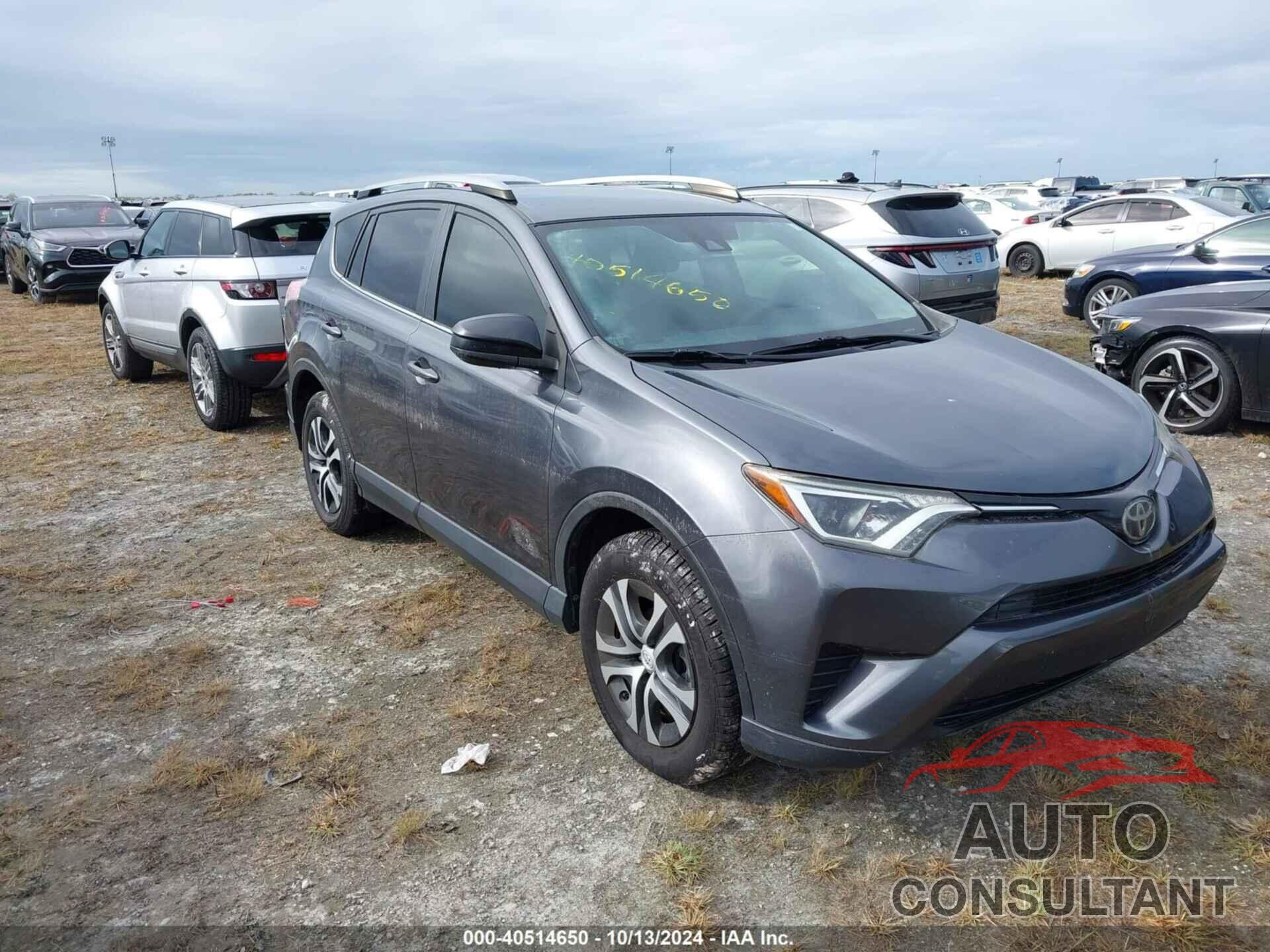 TOYOTA RAV4 2017 - JTMZFREV1HD108419