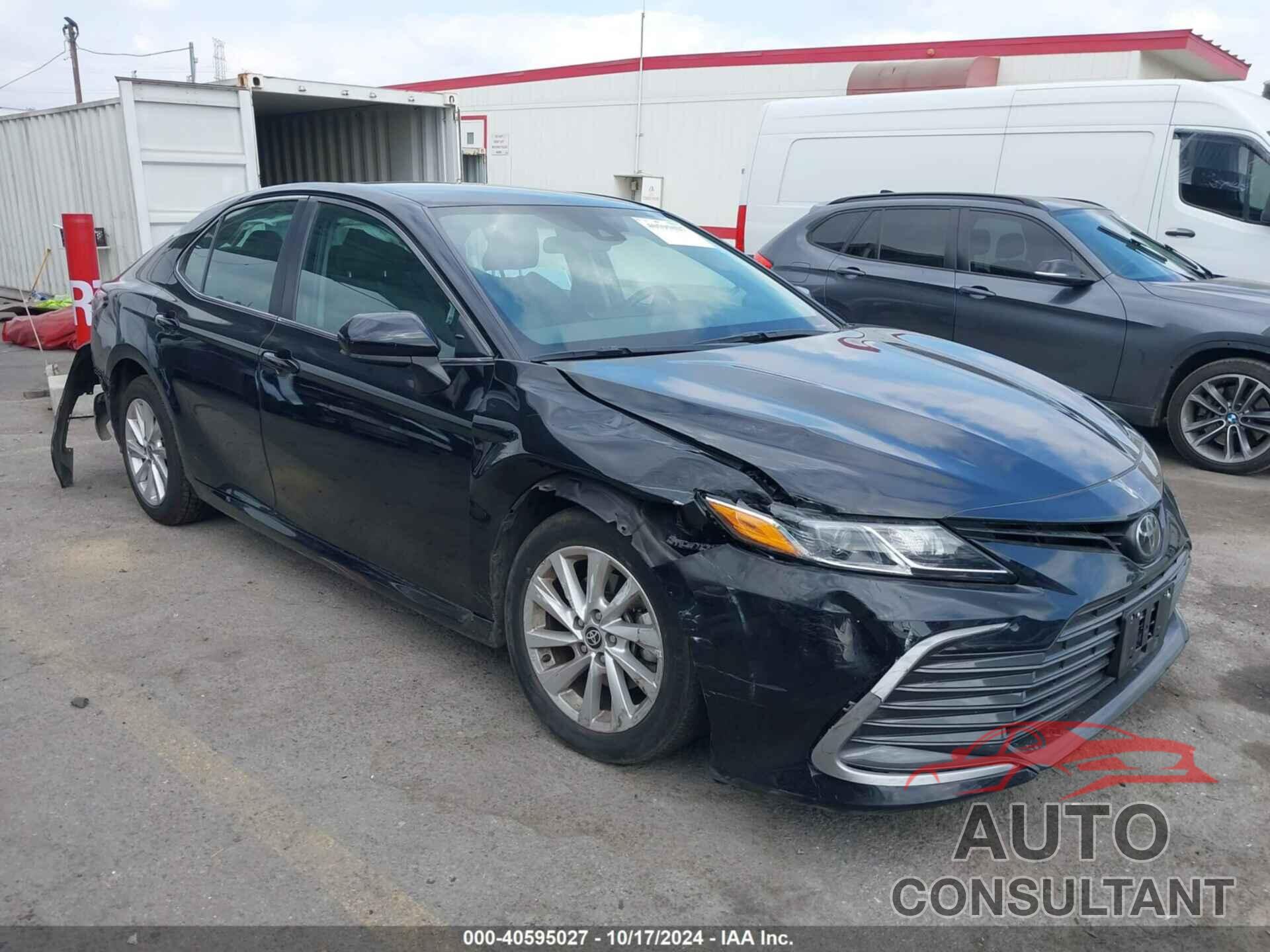 TOYOTA CAMRY 2023 - 4T1C11AKXPU817359