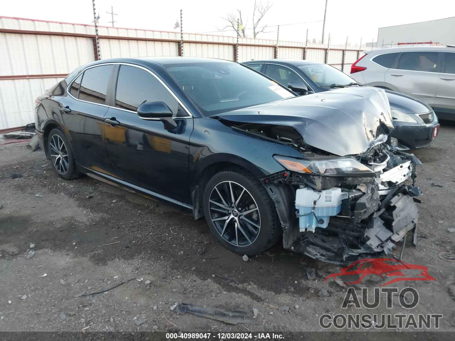 TOYOTA CAMRY 2021 - 4T1T11AKXMU545309
