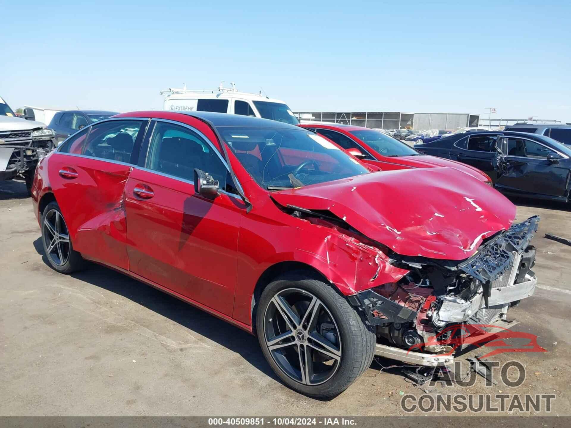 MERCEDES-BENZ A 2020 - W1K3G4EB5LJ225657