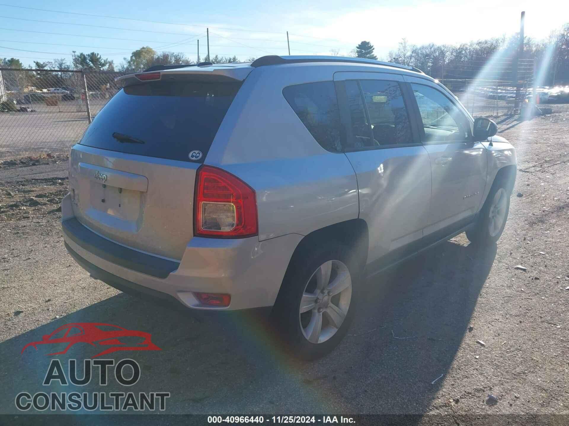 JEEP COMPASS 2011 - 1J4NF1FB8BD282932