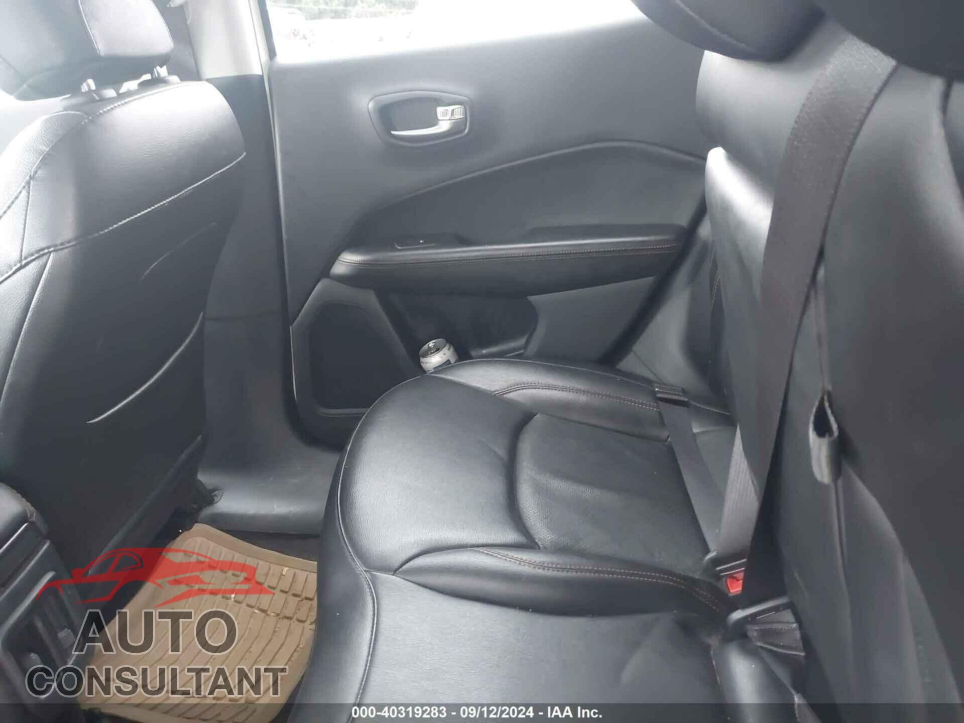 JEEP COMPASS 2021 - 3C4NJDCB7MT527775